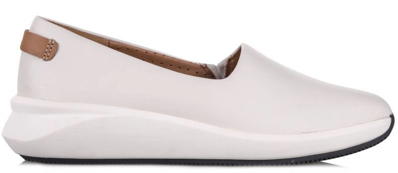 Сліпони та мокасини Clarks Un Rio Step модель 2614-2196 Фото