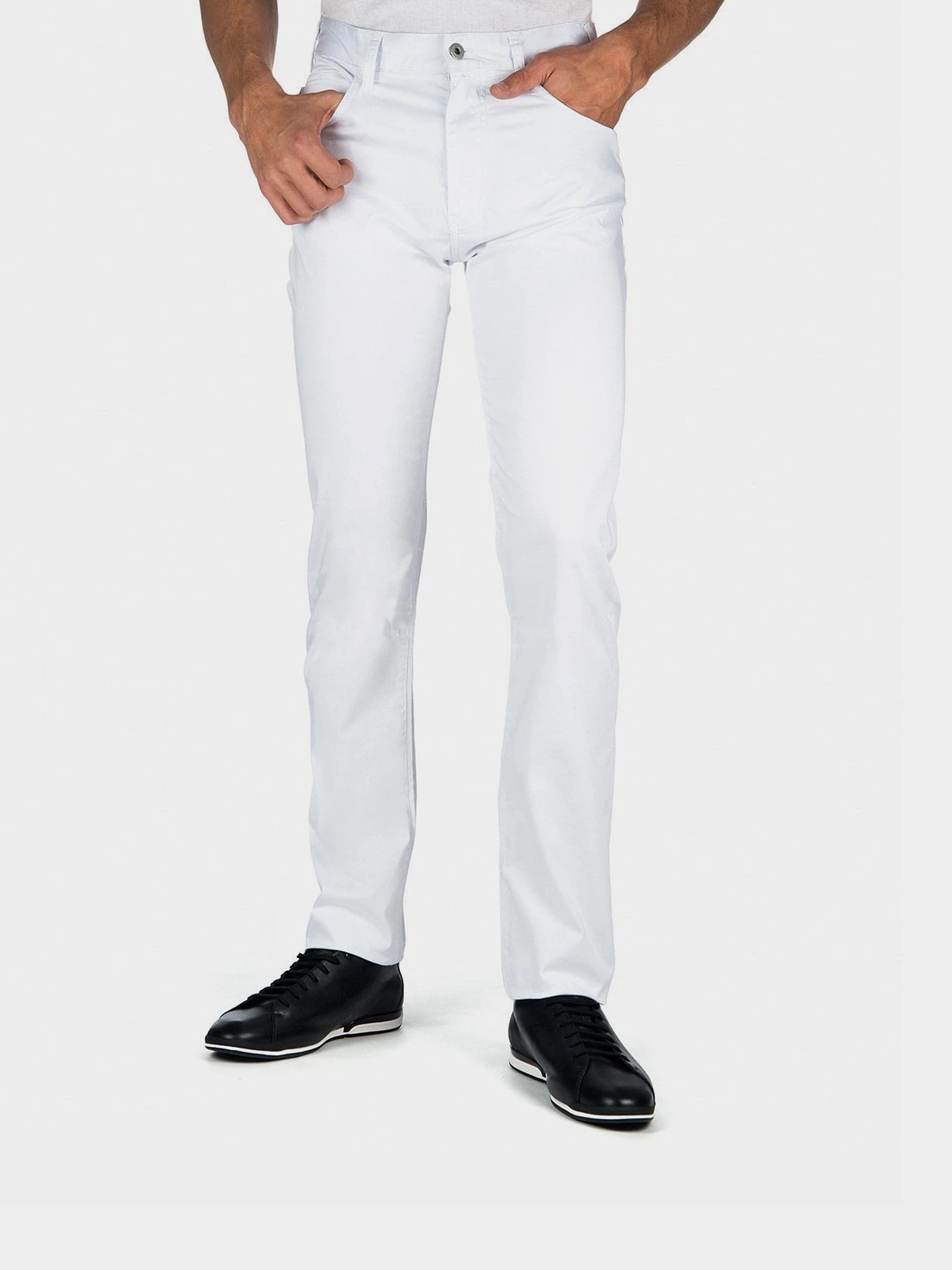 Джинси Emporio Armani Slim модель 3G1J06-1N4YZ-0128 Фото