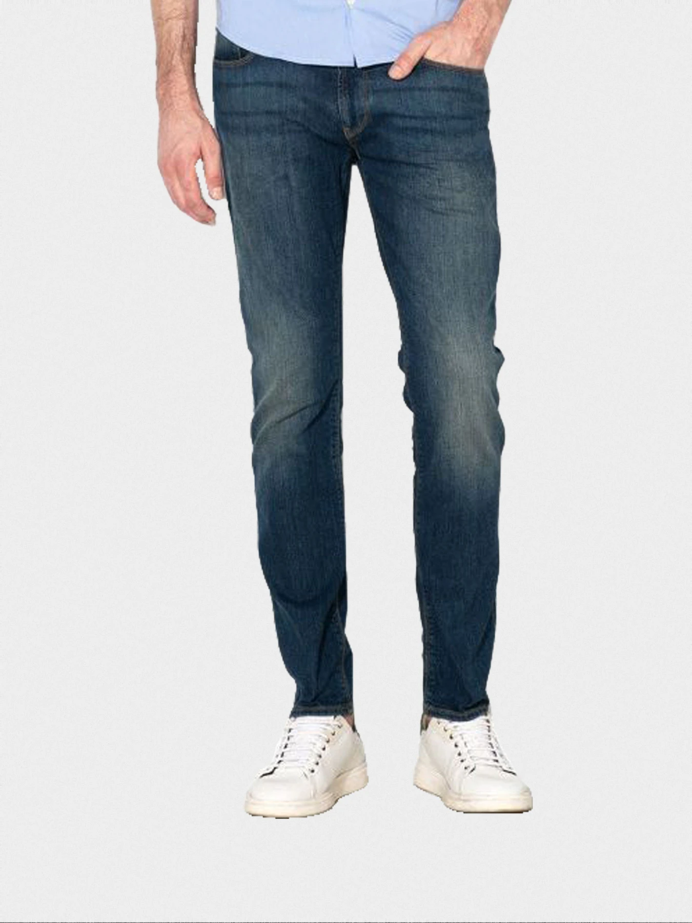 Джинси Emporio Armani Slim модель 8N1J06-1V0MZ-0941 Фото