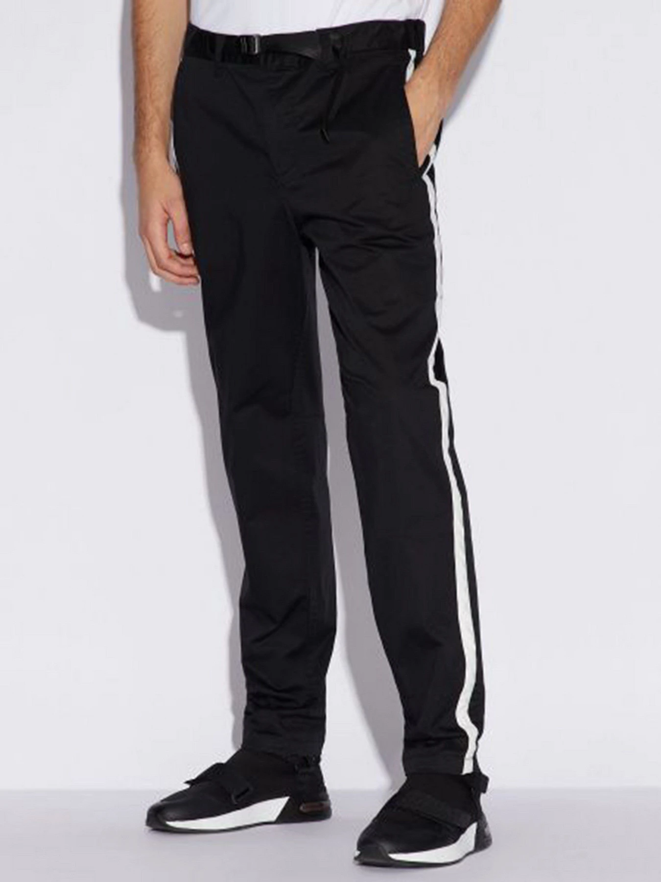 Брюки Armani Exchange модель 3GZP48-ZN55Z-1200 Фото
