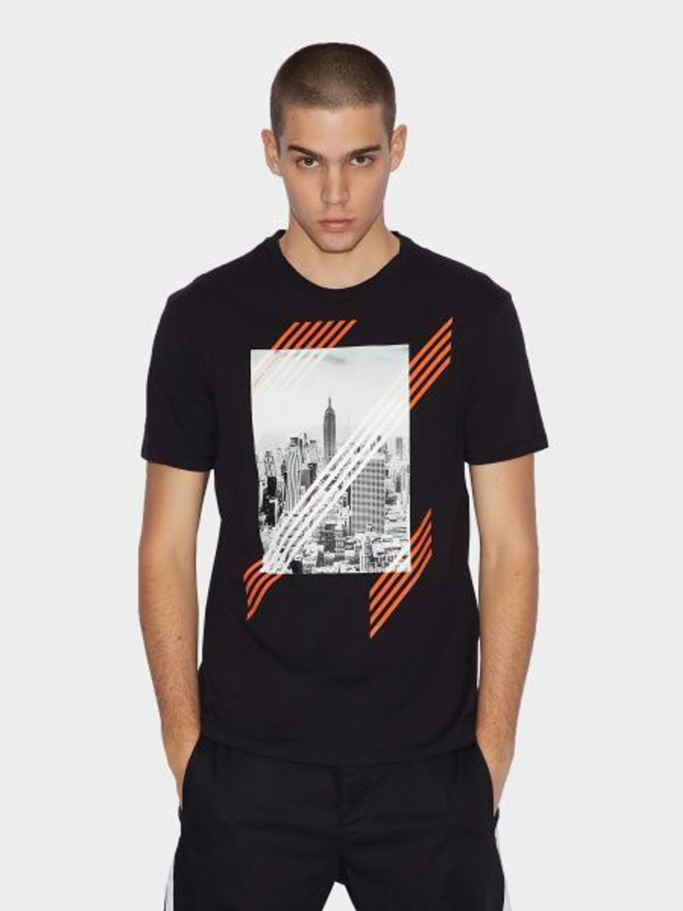 Футболки і поло Armani Exchange модель 3GZTFS-ZJH4Z-1200 Фото