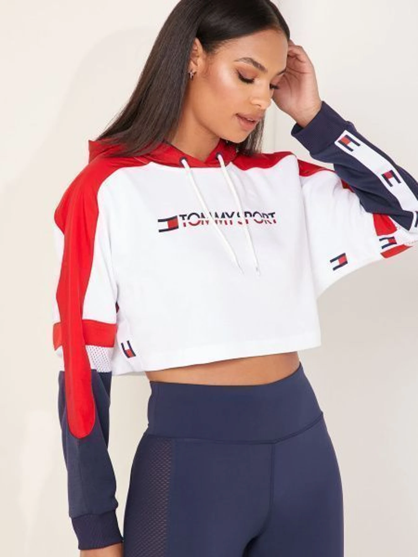 Худи и свитшоты Tommy Hilfiger модель S10S100167-600 Фото