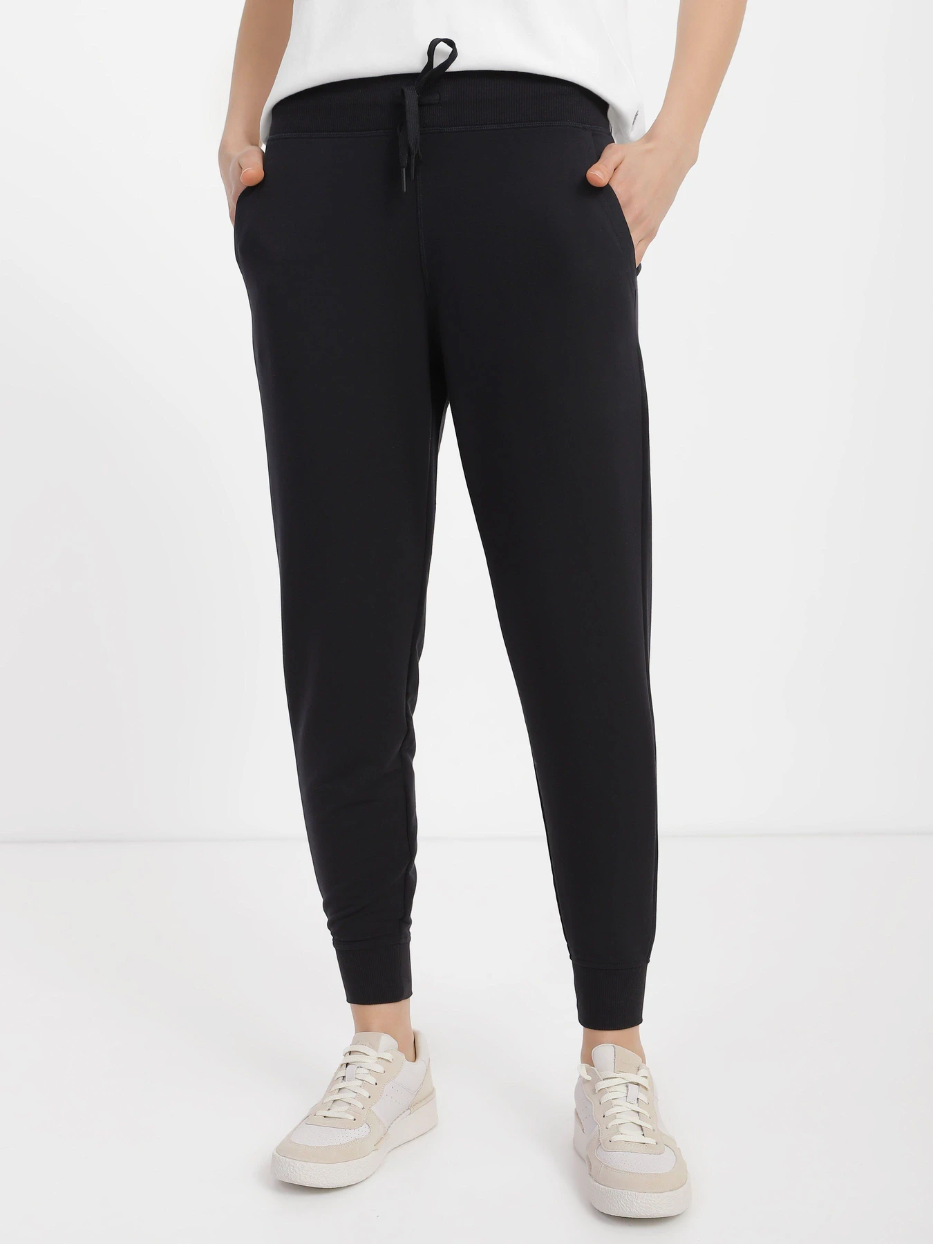 Брюки Skechers Apparel Restful модель W03PT49 BLK Брюки Skechers Apparel Restful модель W03PT49 BLK Фото