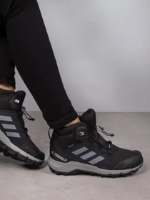 Черевики та чоботи Adidas Terrex Mid Gore-Tex Hiking модель EF0225 Фото