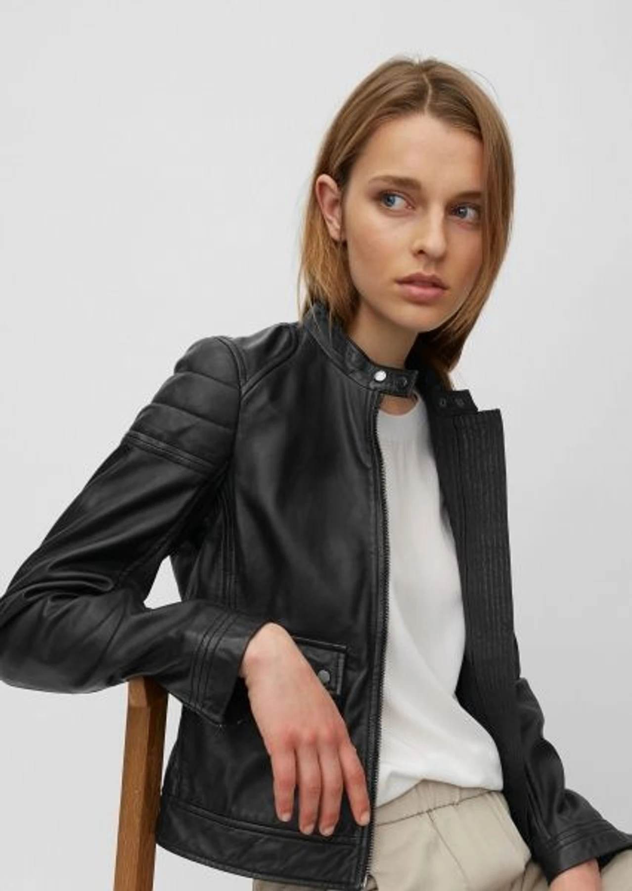 Куртки и дубленки Marc O’Polo модель 907708973011-990 Фото