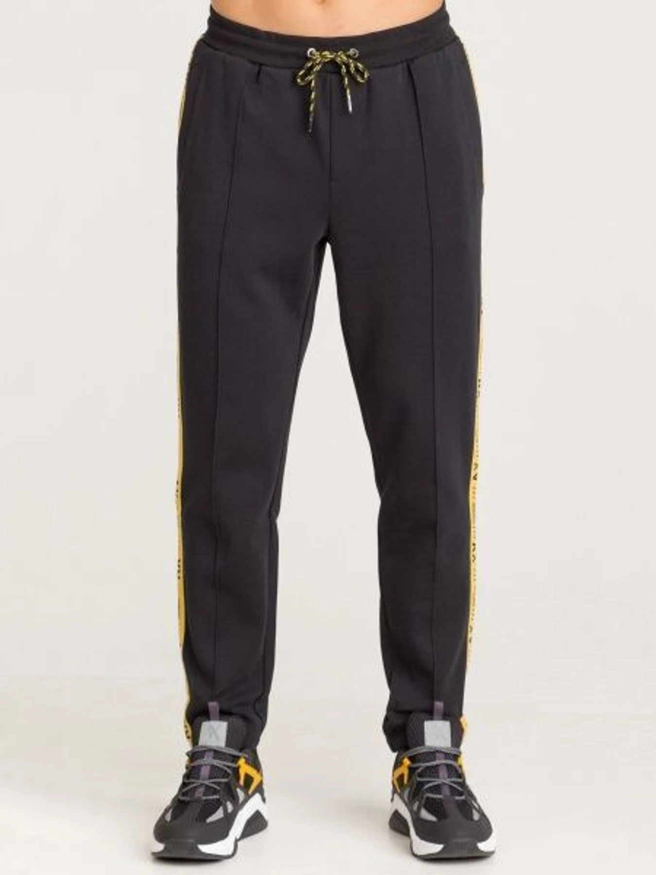 Брюки Armani Exchange модель 6GZP85-ZJ2XZ-1200 Фото