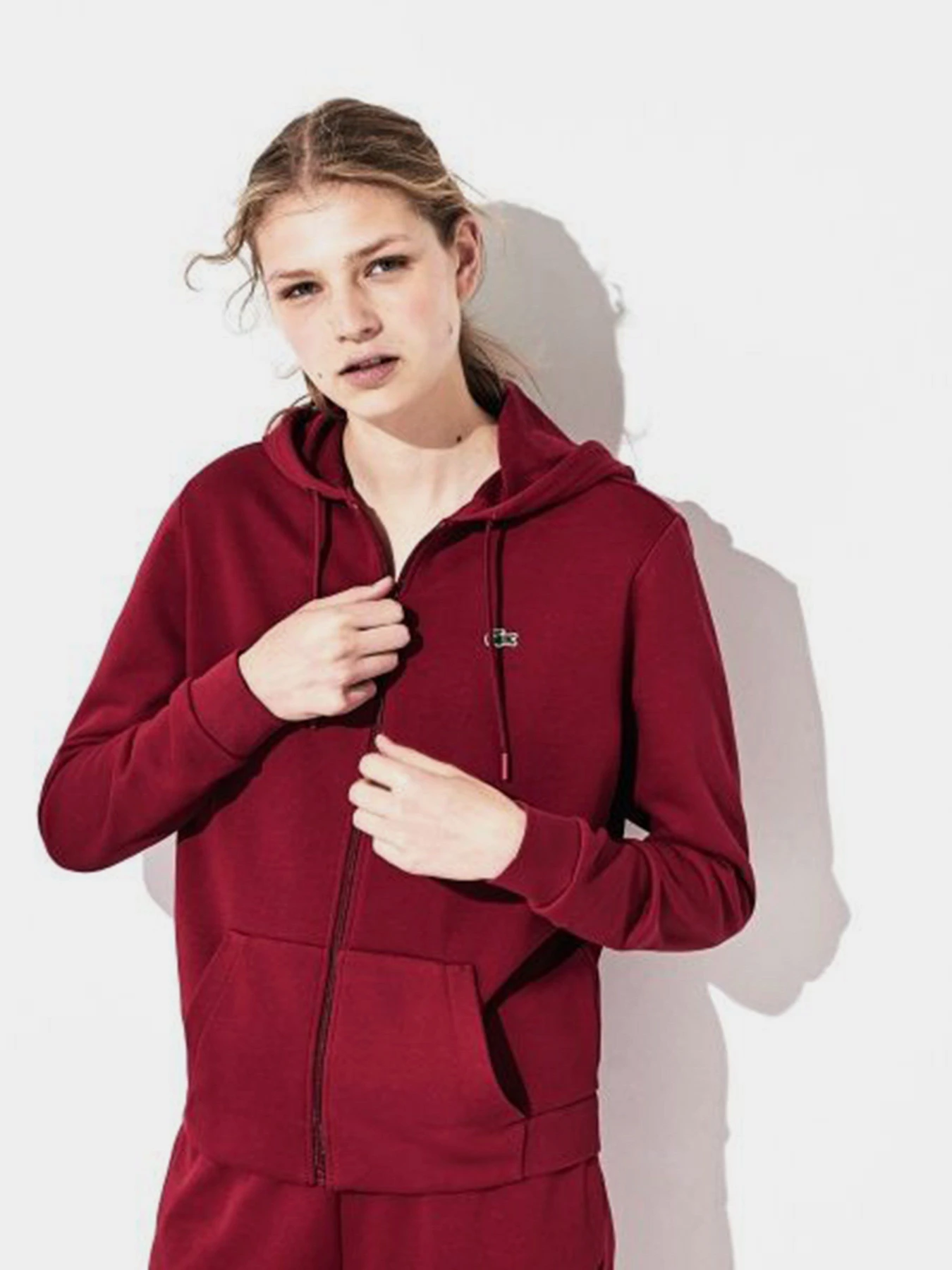 Худи и свитшоты Lacoste модель SF15504CW Фото