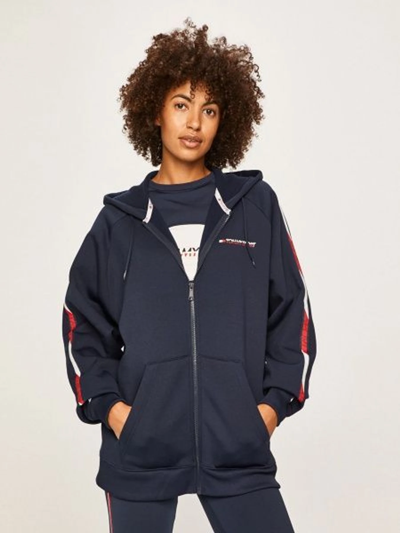 Худи и свитшоты Tommy Hilfiger модель S10S100361-401 Фото