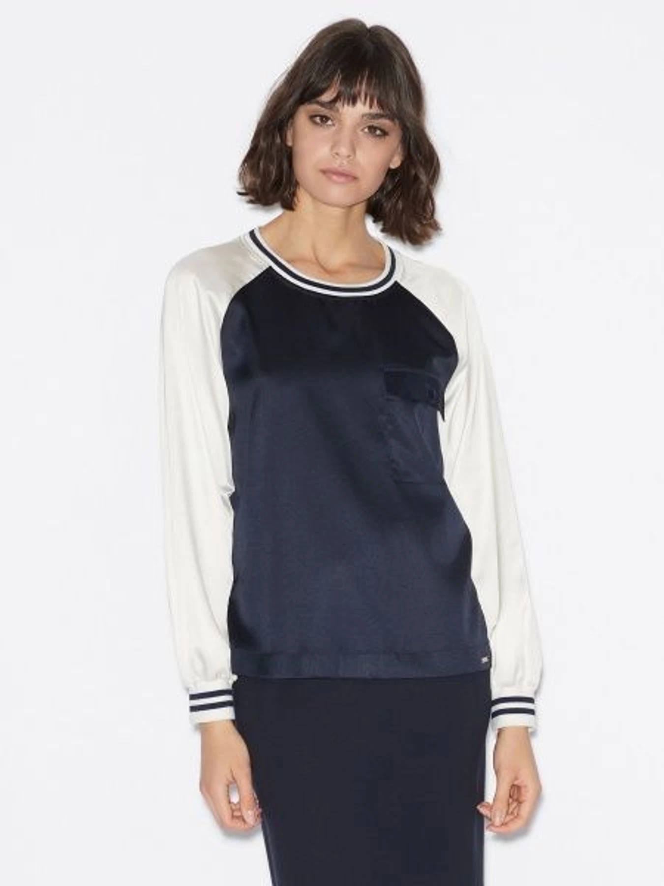 Блузи Armani Exchange модель 6GYH22-YNPJZ-1593 Фото