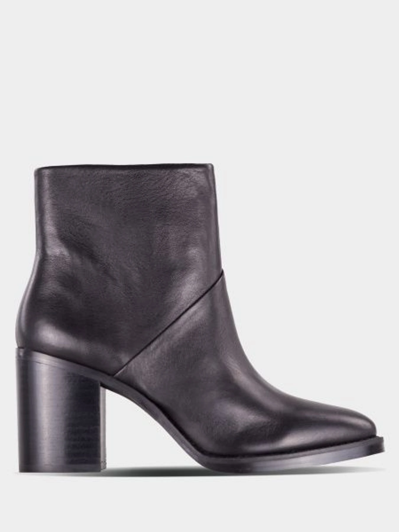 Черевики та чоботи Steve Madden модель SM11000680 BLACK LEATHER Фото