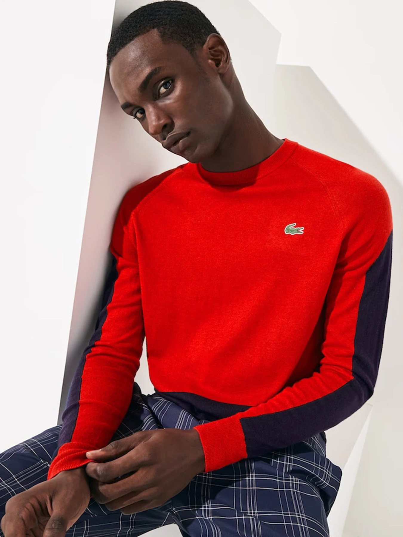 Худи и свитшоты Lacoste модель AH8643FMC Фото