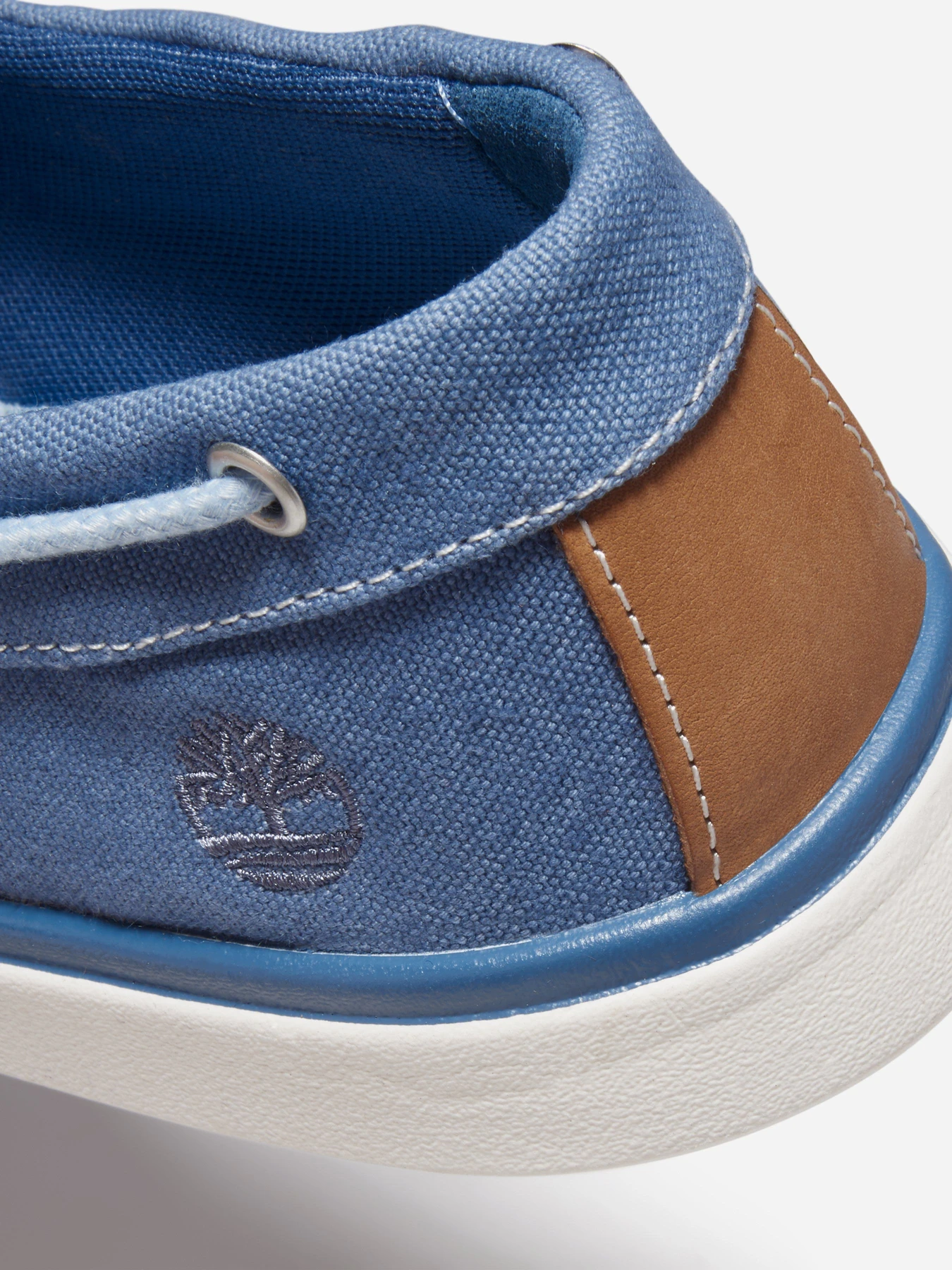 Сліпони та мокасини Timberland Gateway Pier модель TB0A2C88Y87 Сліпони та мокасини Timberland Gateway Pier модель TB0A2C88Y87 Фото