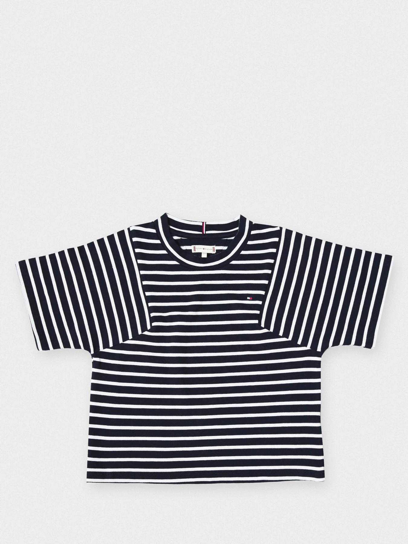 Футболки и поло Tommy Hilfiger модель KG0KG04868-0A4 Фото