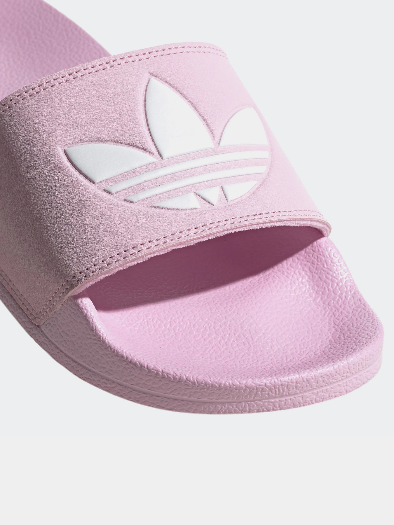 Шлёпанцы Adidas ADILETTE LITE модель FU9139 Шлёпанцы Adidas ADILETTE LITE модель FU9139 Фото