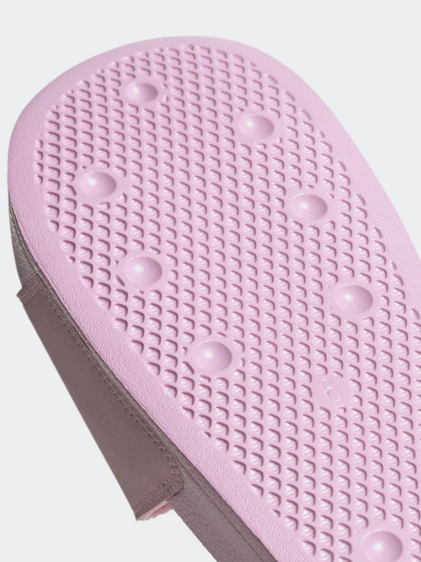 Шлёпанцы Adidas ADILETTE LITE модель FU9139 Шлёпанцы Adidas ADILETTE LITE модель FU9139 Фото