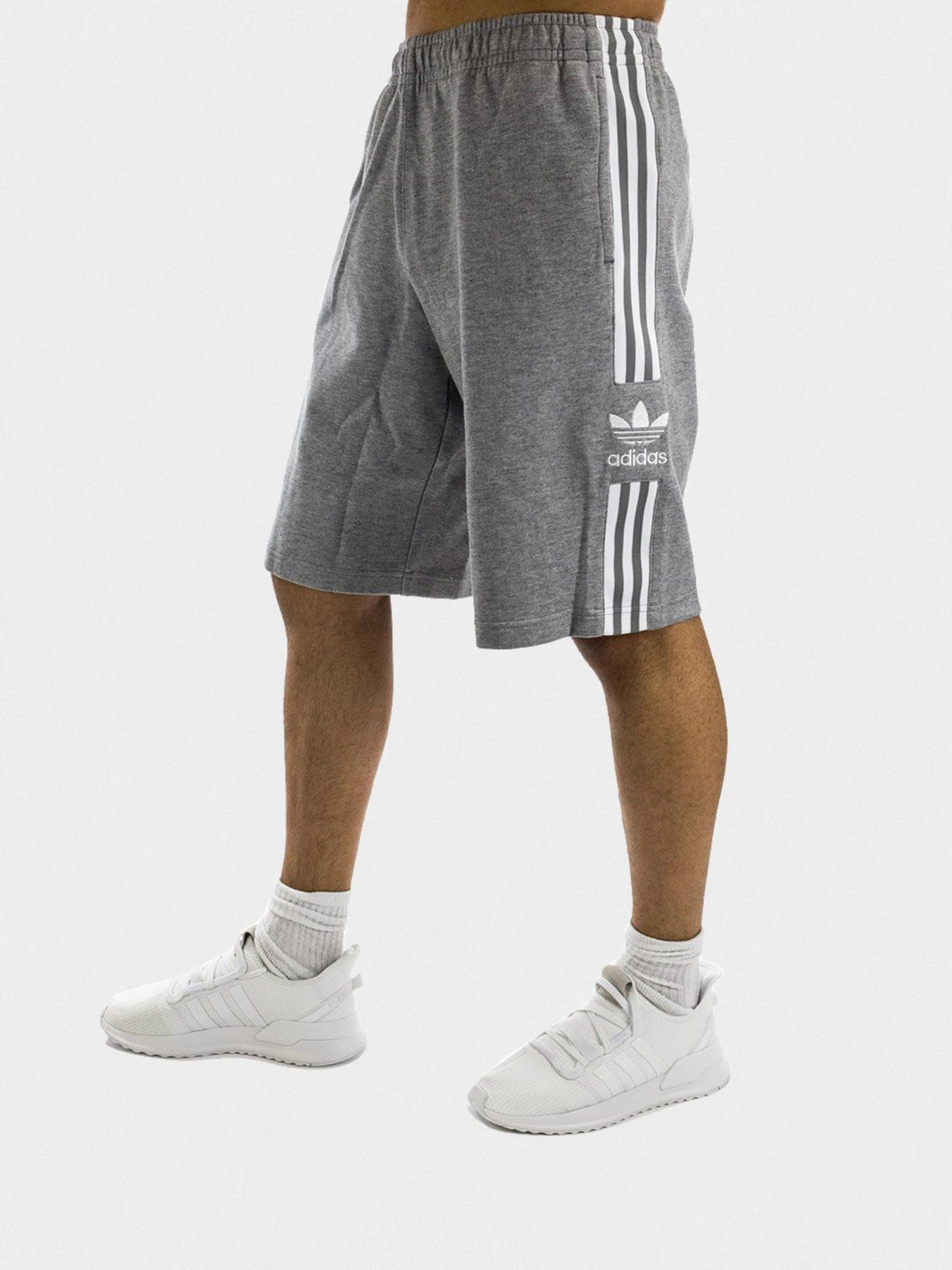 Шорты Adidas модель FM9880 Фото