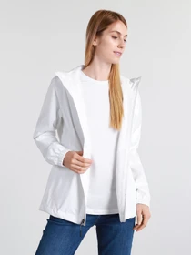 Куртки и дубленки The North Face Quest модель NF00A8BALA71 Фото