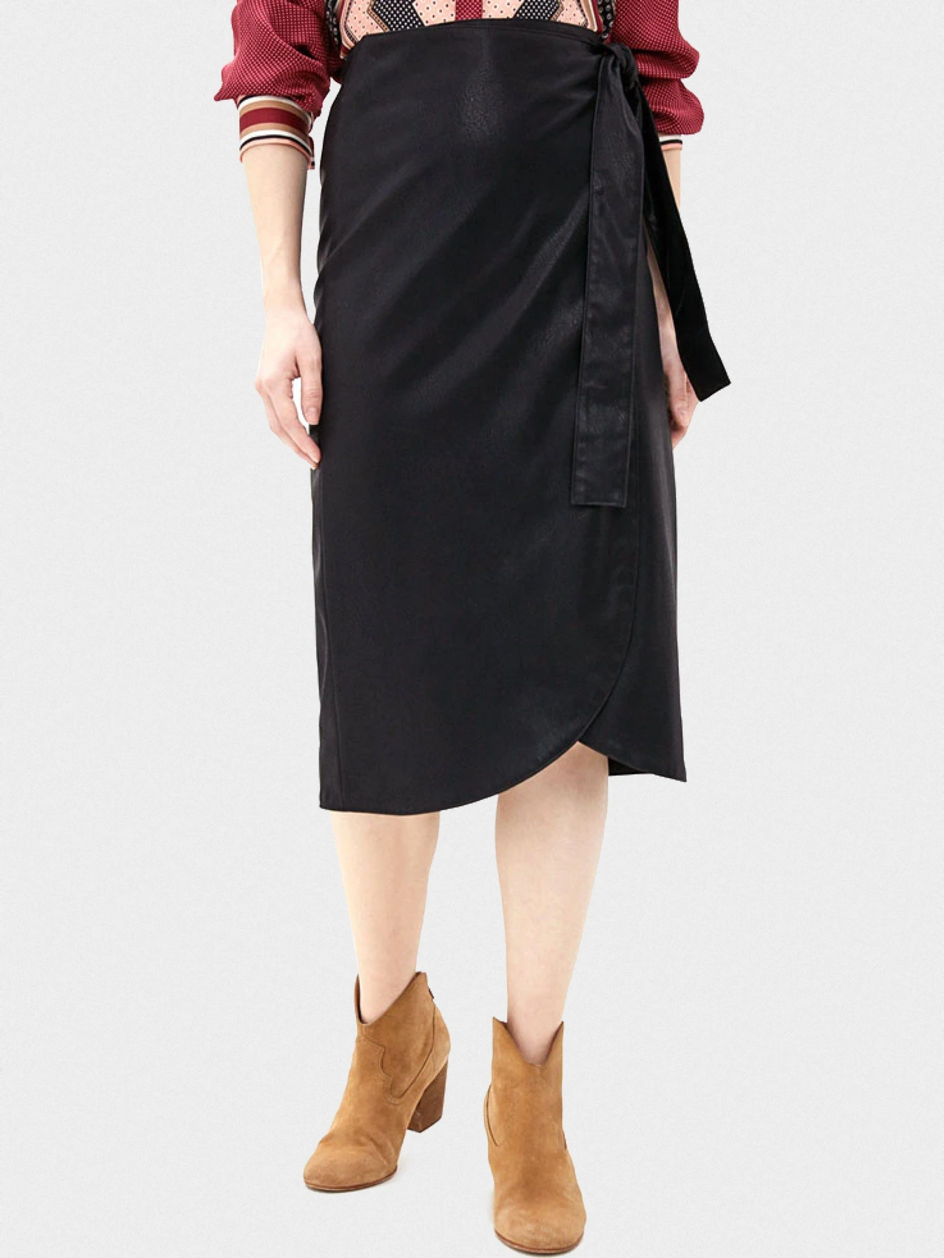 Спідниці Armani Exchange модель 3HYN38-YNWFZ-1200 Фото