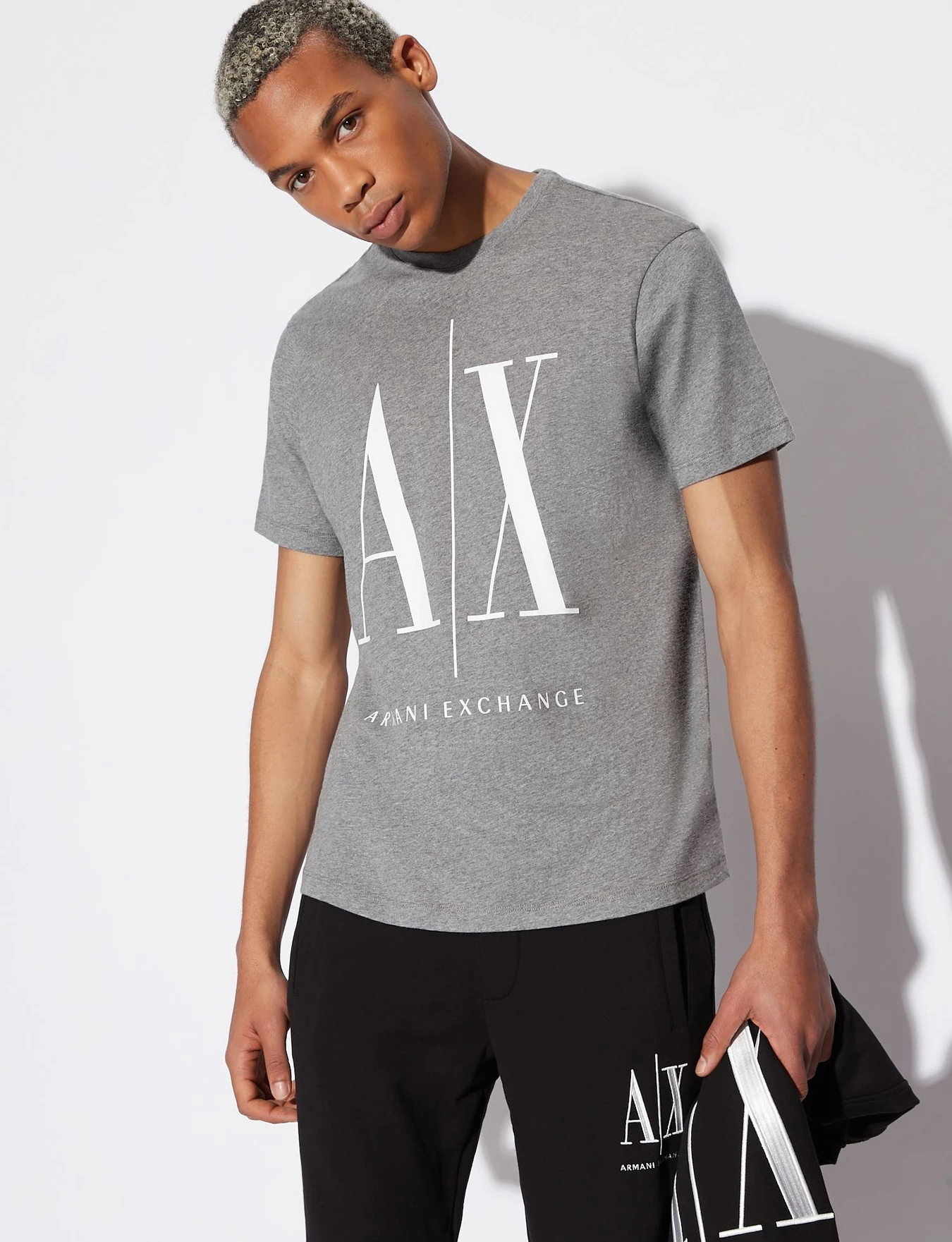 Футболки і поло Armani Exchange модель 8NZTPA-ZJH4Z-1908 Фото