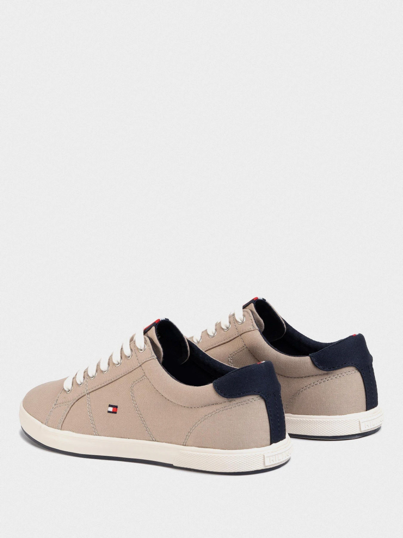 Кросівки Tommy Hilfiger модель FM0FM01536-AEP Кросівки Tommy Hilfiger модель FM0FM01536-AEP Фото