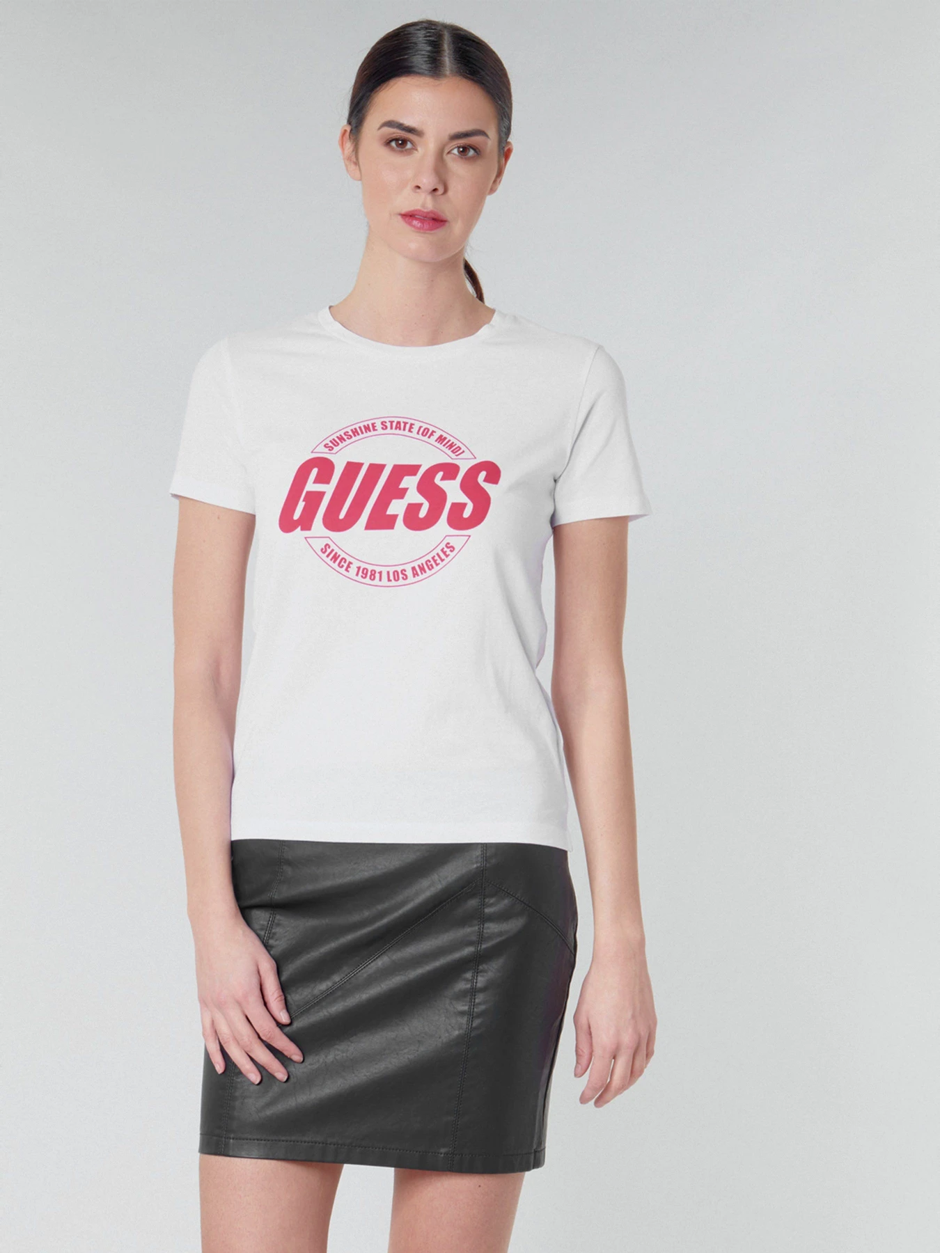Футболки і поло GUESS модель W01I0J-JA900-TWHT Фото