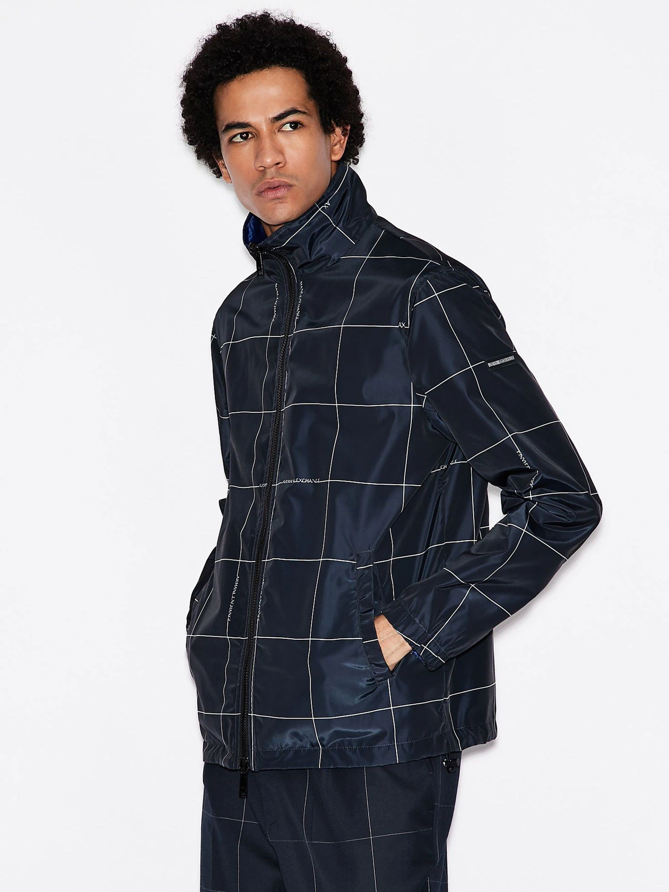 Куртки та дублянки Armani Exchange модель 3HZB39-ZNFWZ-8547 Фото