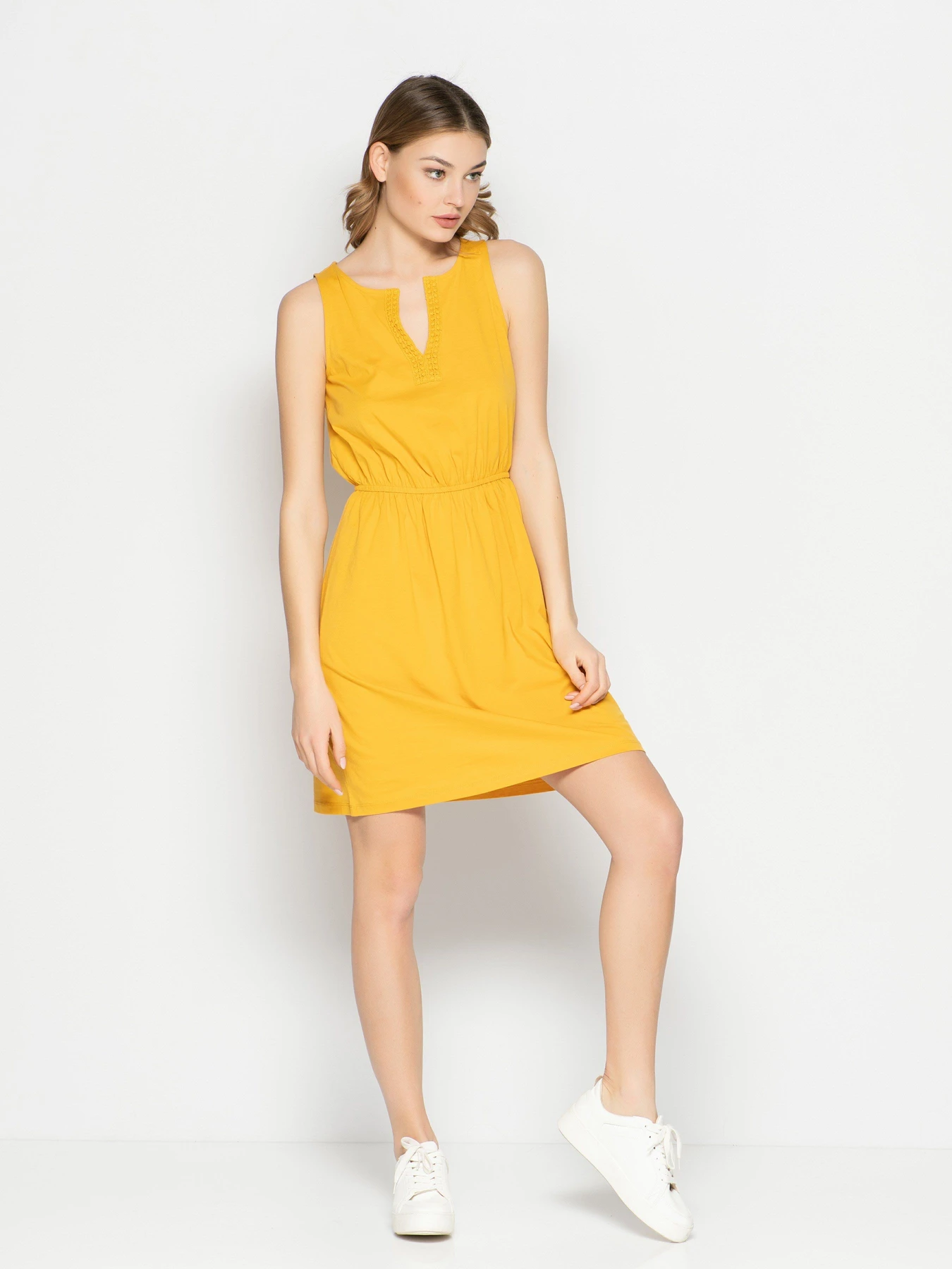 Платья MEXX модель 73493-151046 Фото