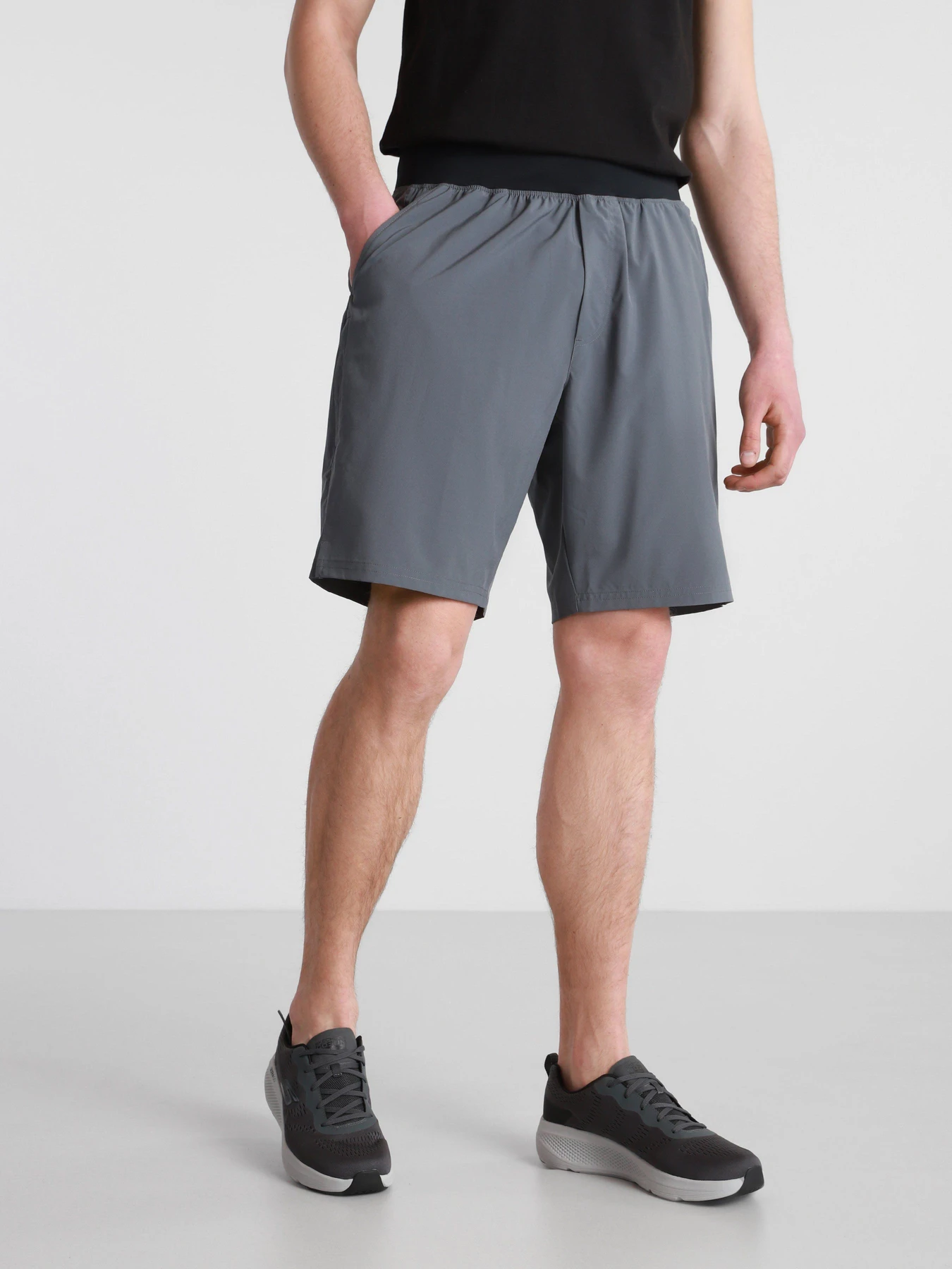Шорты Skechers Apparel Movement модель M01SH22B DKGY Фото