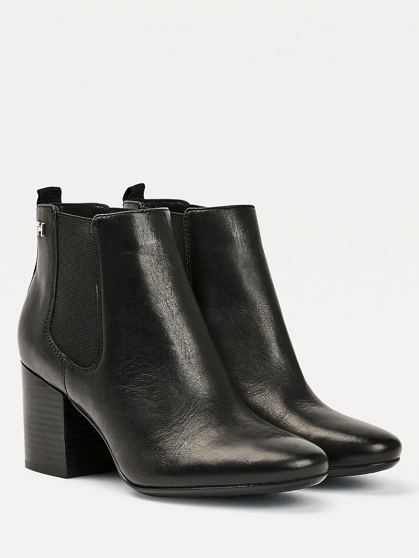 Ботинки и сапоги Tommy Hilfiger Essential модель FW0FW05191-BDS Ботинки и сапоги Tommy Hilfiger Essential модель FW0FW05191-BDS Фото