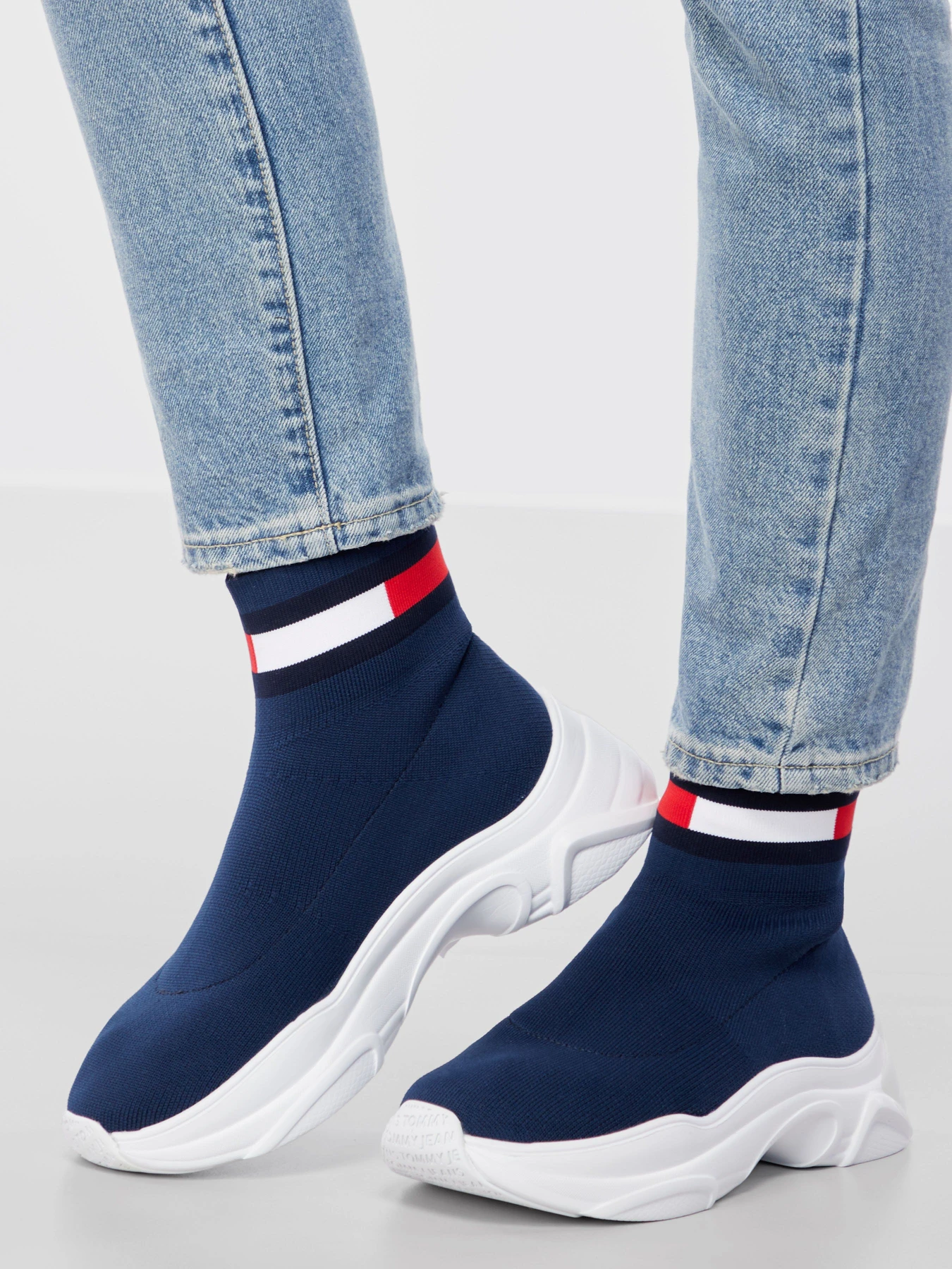 Ботинки и сапоги Tommy Hilfiger модель EN0EN01163-DB9 Ботинки и сапоги Tommy Hilfiger модель EN0EN01163-DB9 Фото