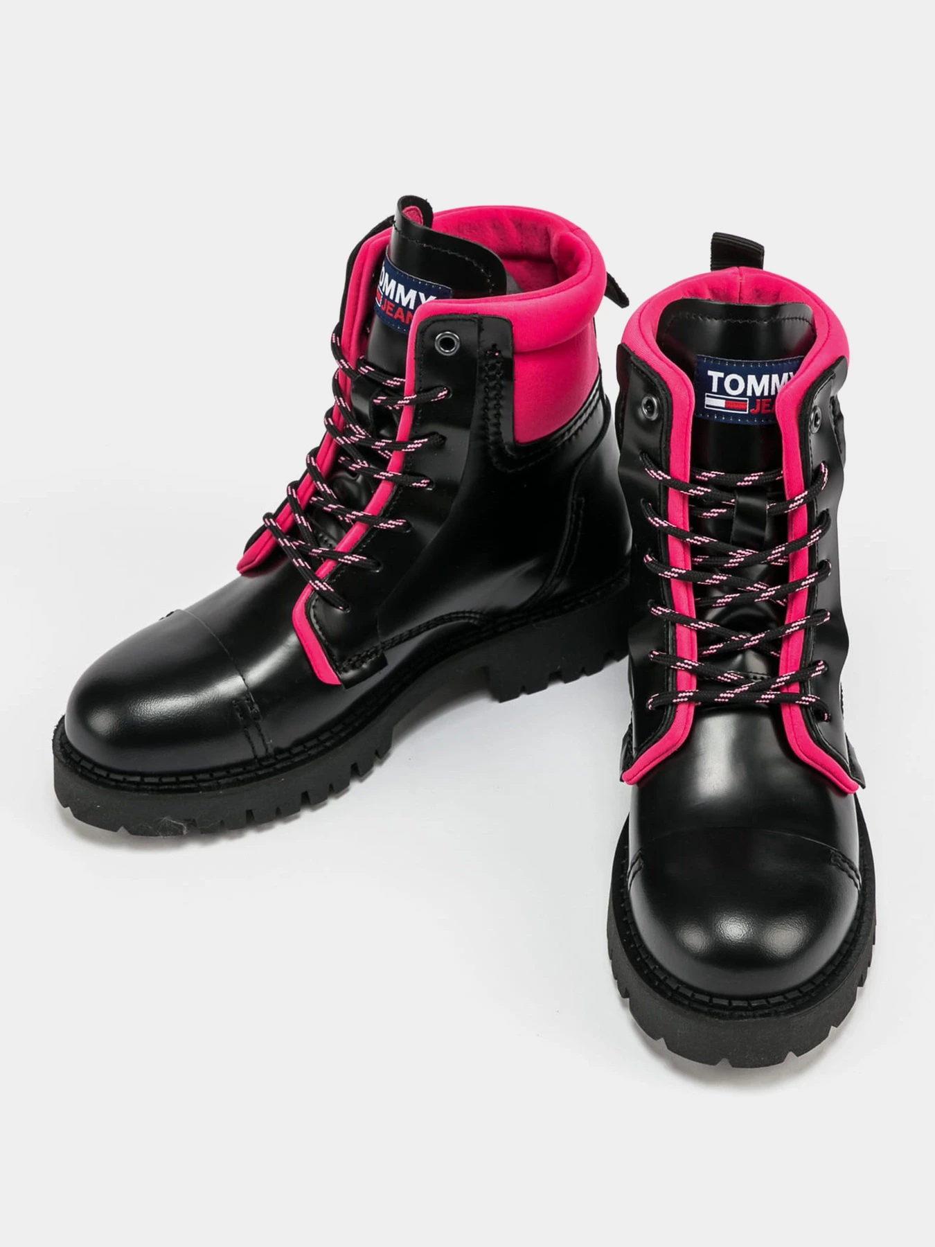 Ботинки и сапоги Tommy Hilfiger модель EN0EN01144-0GK Ботинки и сапоги Tommy Hilfiger модель EN0EN01144-0GK Фото