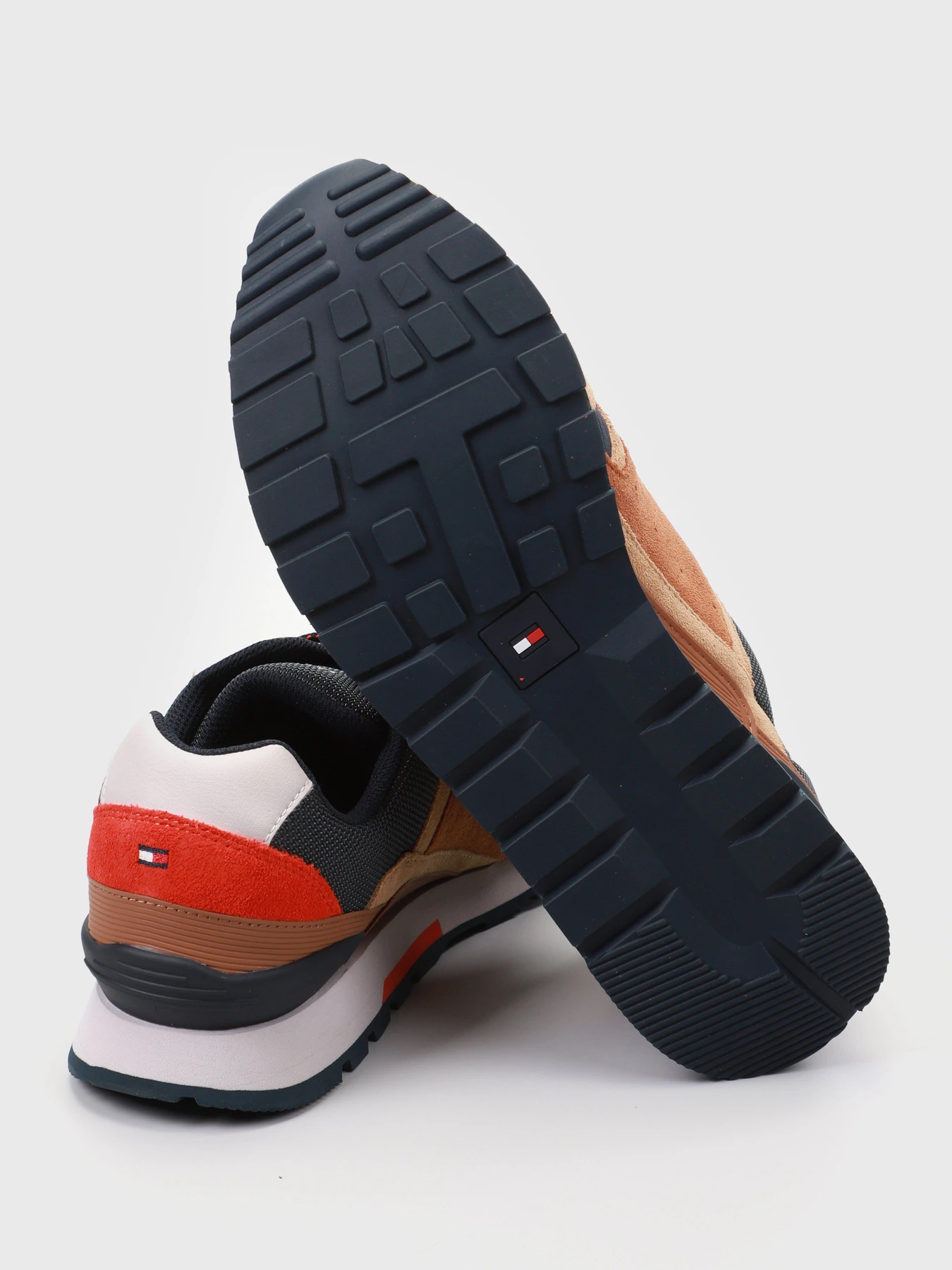 Кросівки Tommy Hilfiger модель FM0FM03079-RBL Кросівки Tommy Hilfiger модель FM0FM03079-RBL Фото
