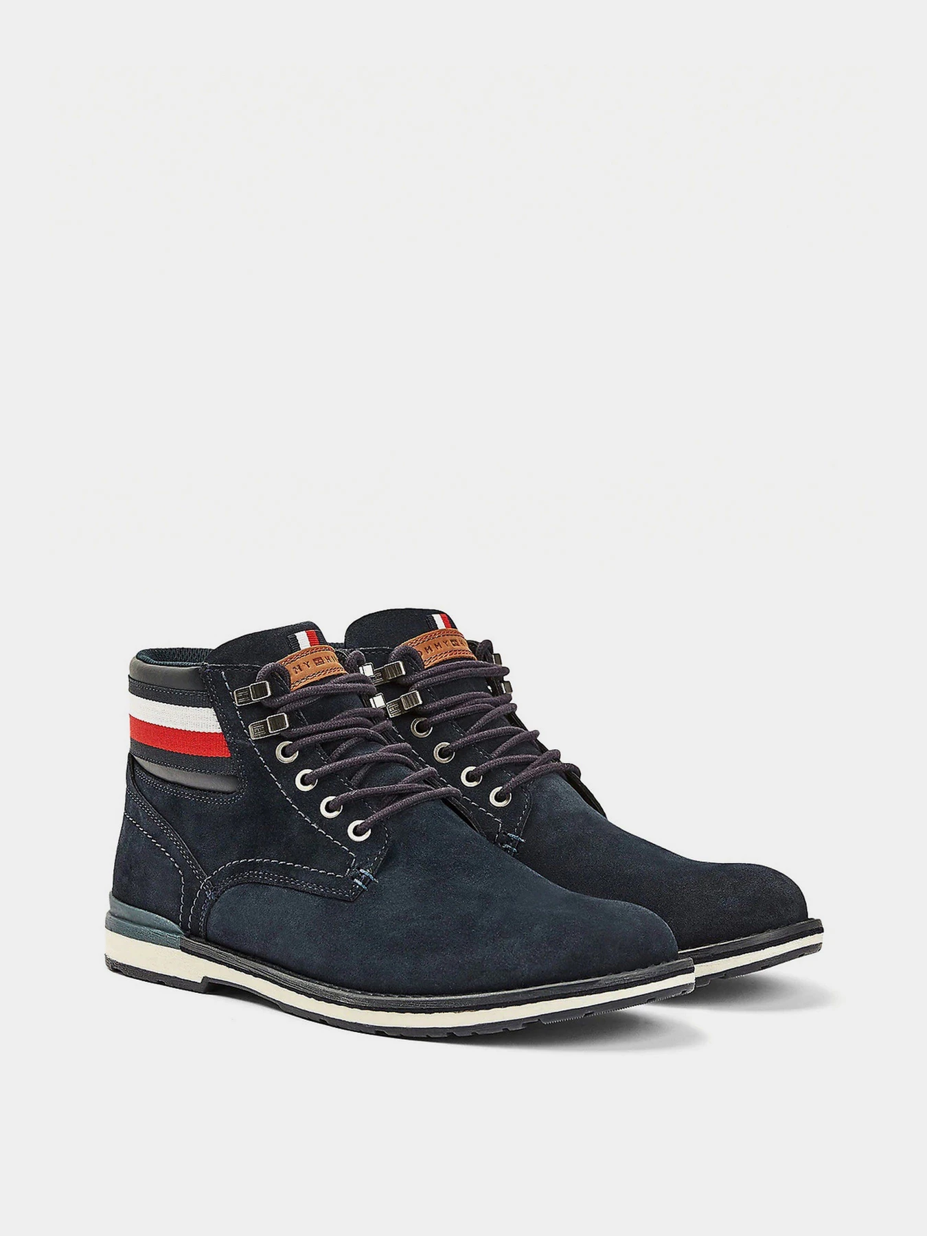 Ботинки и сапоги Tommy Hilfiger модель FM0FM03061-DW5 Ботинки и сапоги Tommy Hilfiger модель FM0FM03061-DW5 Фото