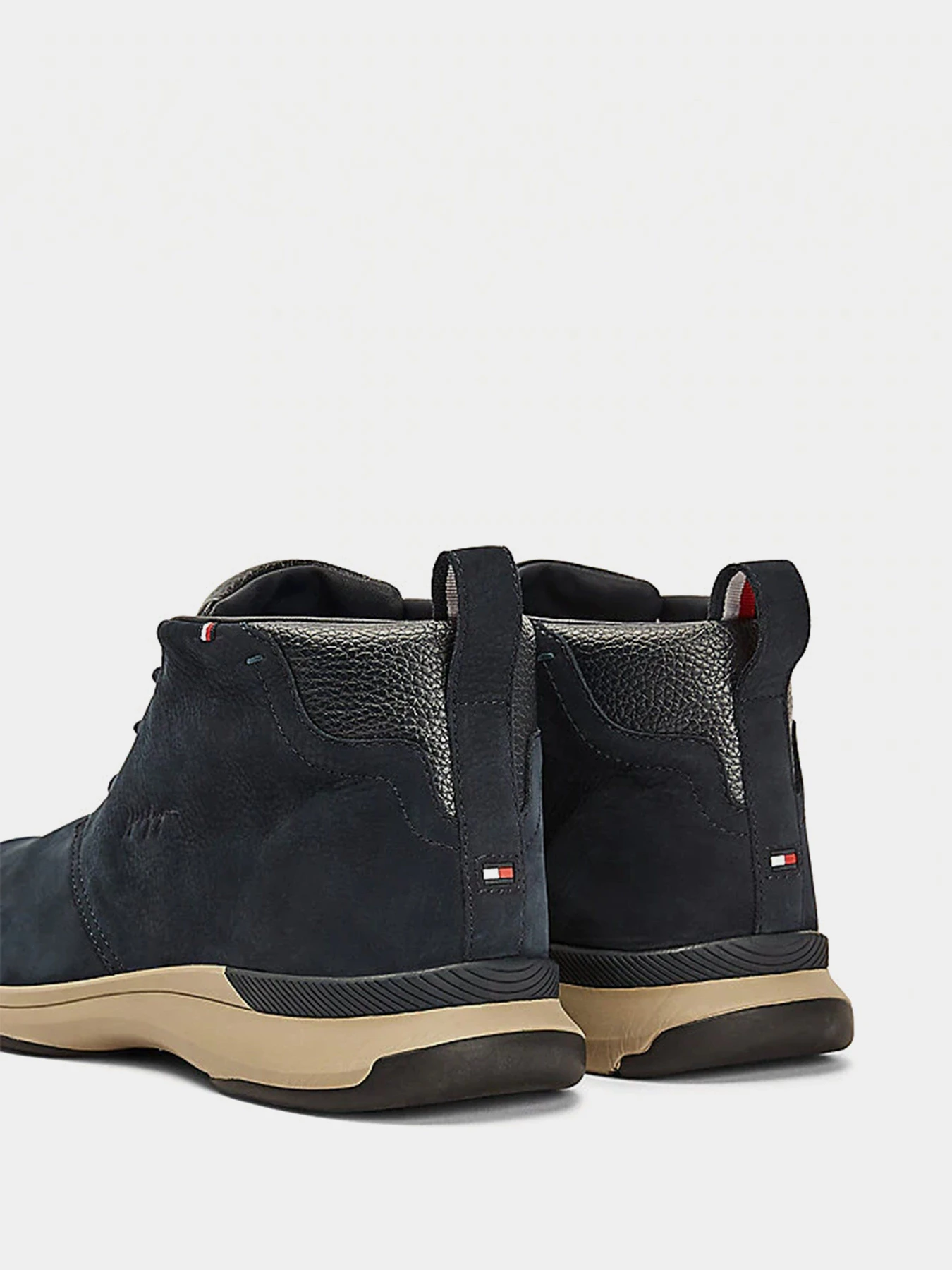 Ботинки и сапоги Tommy Hilfiger модель FM0FM03059-DW5 Ботинки и сапоги Tommy Hilfiger модель FM0FM03059-DW5 Фото