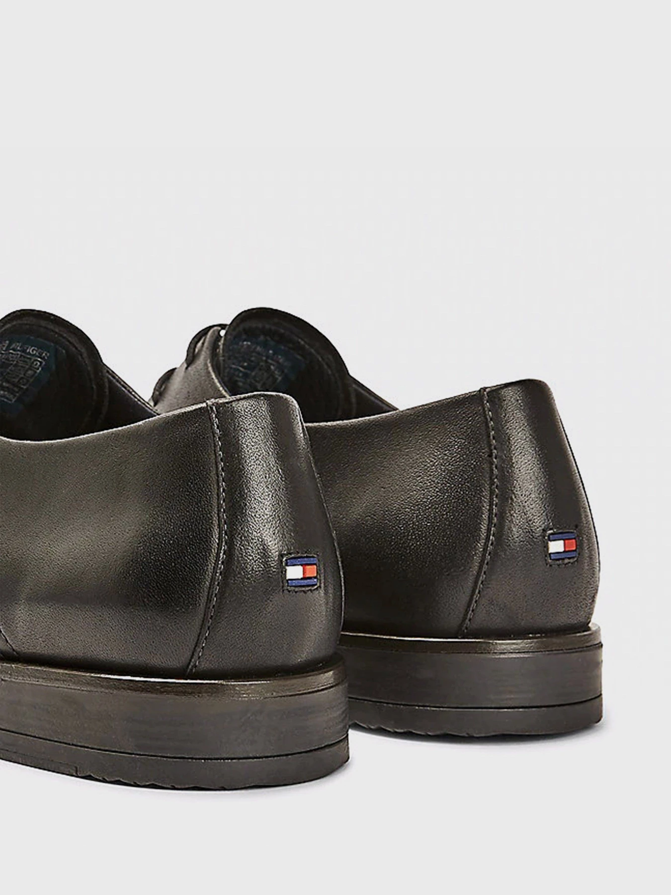 Туфлі та лофери Tommy Hilfiger модель FM0FM03035-BDS Фото