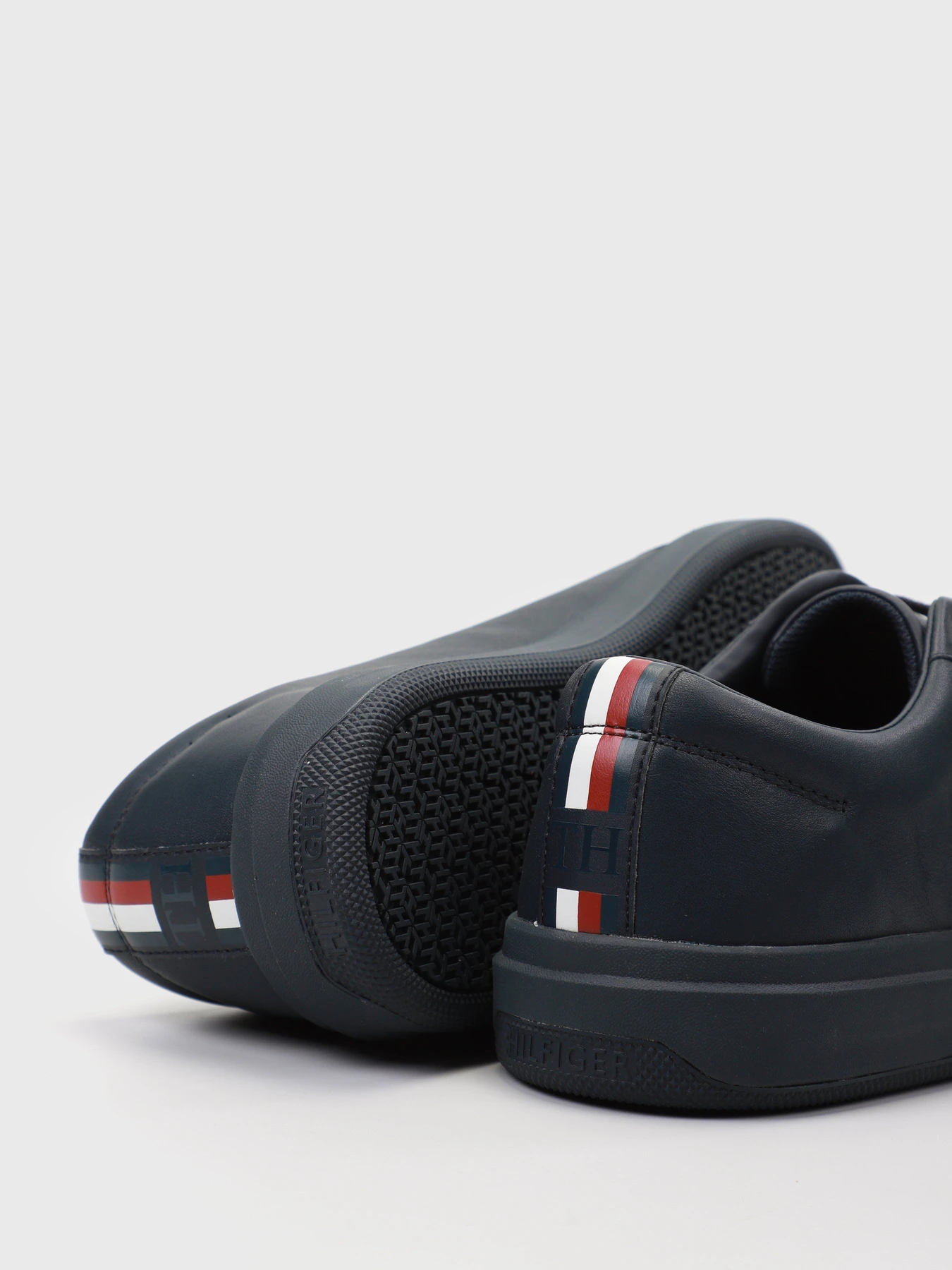 Кеди Tommy Hilfiger модель FM0FM02992-DW5 Кеди Tommy Hilfiger модель FM0FM02992-DW5 Фото