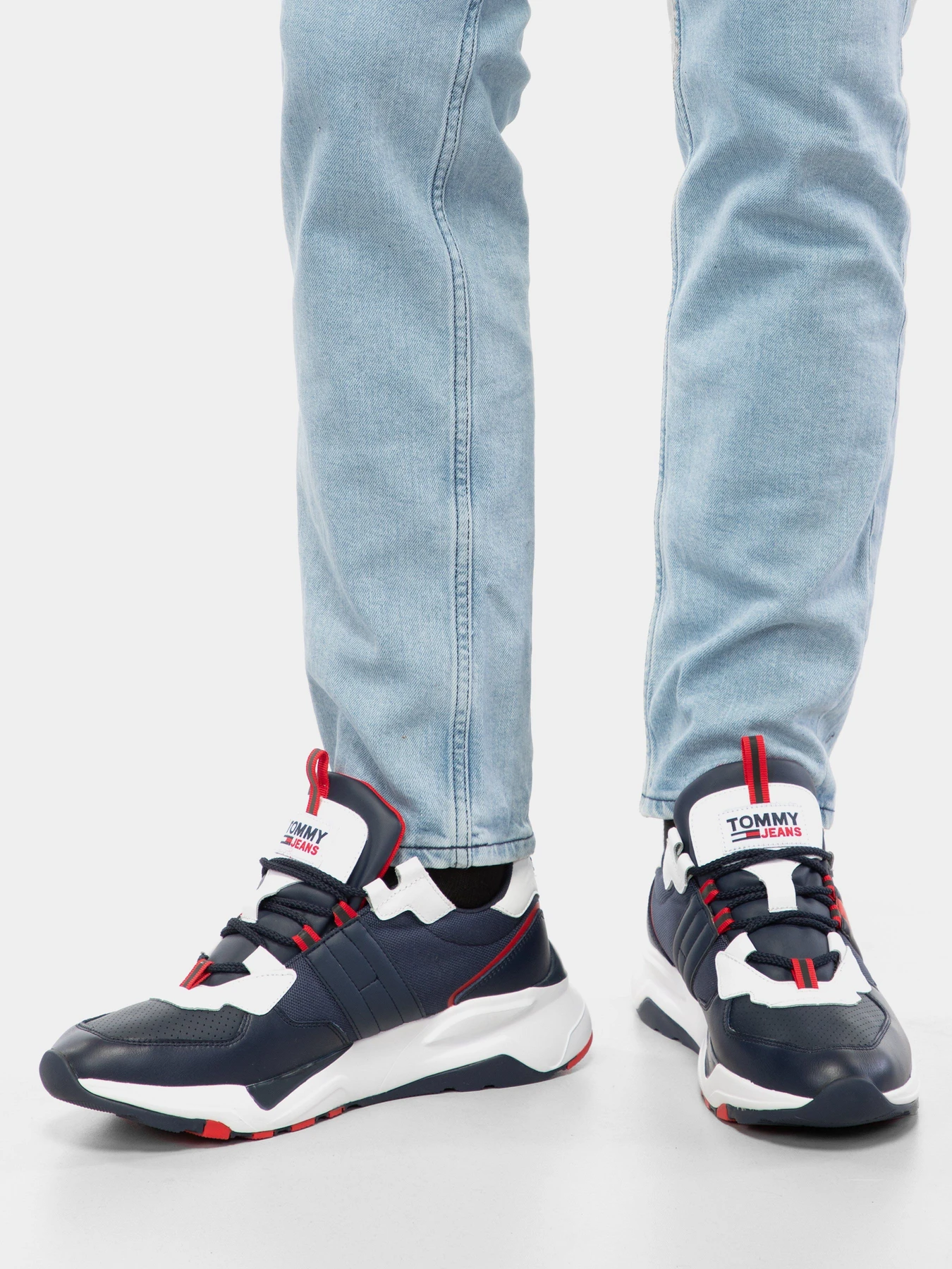 Кросівки Tommy Hilfiger модель EM0EM00582-C87 Фото
