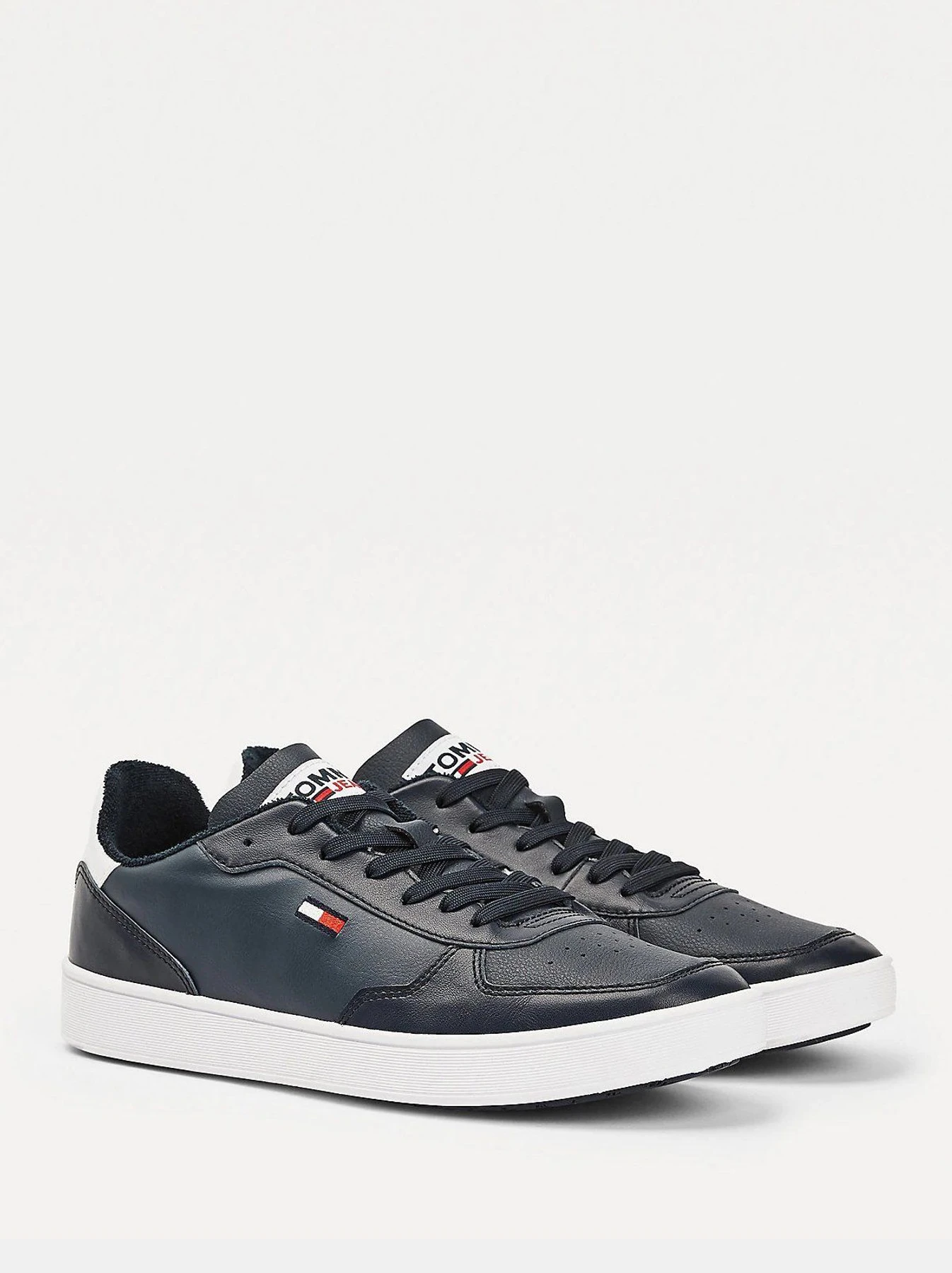 Кеды Tommy Hilfiger Essential модель EM0EM00573-C87 Кеды Tommy Hilfiger Essential модель EM0EM00573-C87 Фото