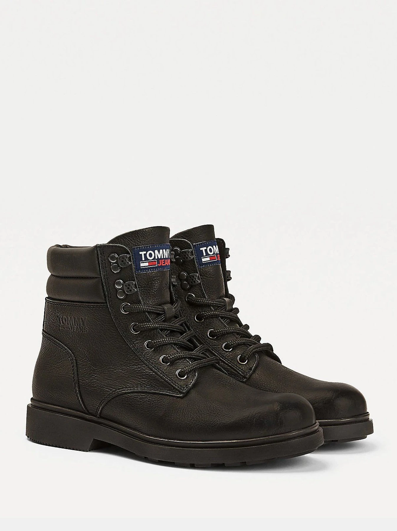 Ботинки и сапоги Tommy Hilfiger модель EM0EM00540-BDS Ботинки и сапоги Tommy Hilfiger модель EM0EM00540-BDS Фото