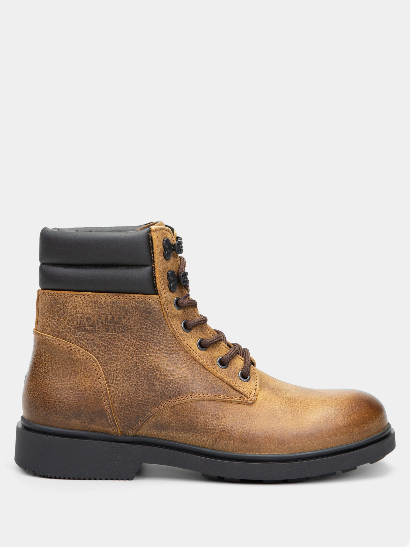 Ботинки и сапоги Tommy Hilfiger модель EM0EM00540-KBT Ботинки и сапоги Tommy Hilfiger модель EM0EM00540-KBT Фото