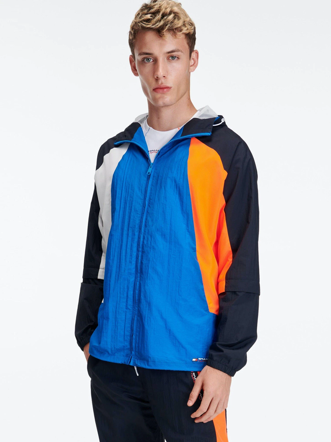 Худі та світшоти Tommy Hilfiger модель S20S200429-C22 Фото