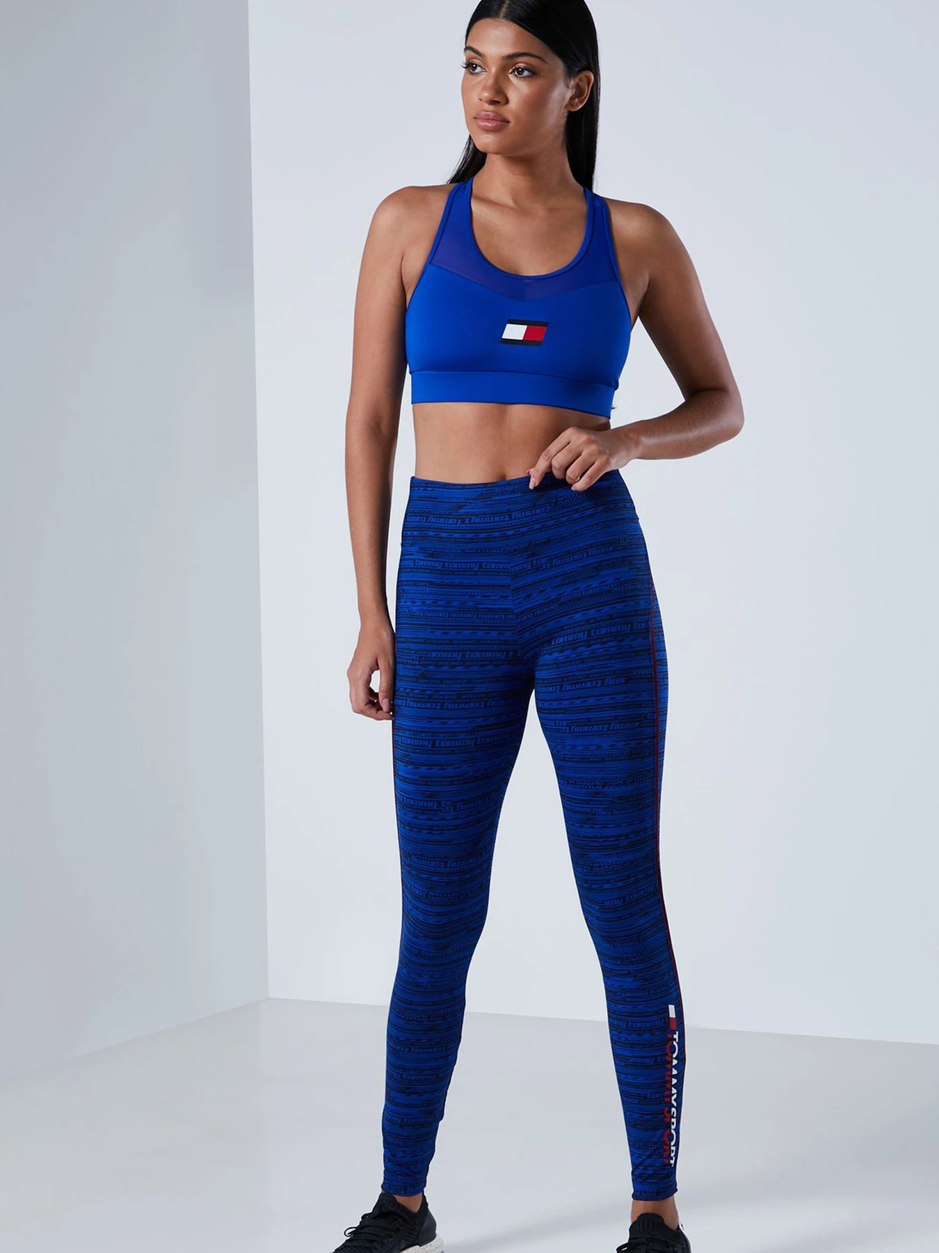 Футболки і поло Tommy Hilfiger модель S10S100633-C65 Фото