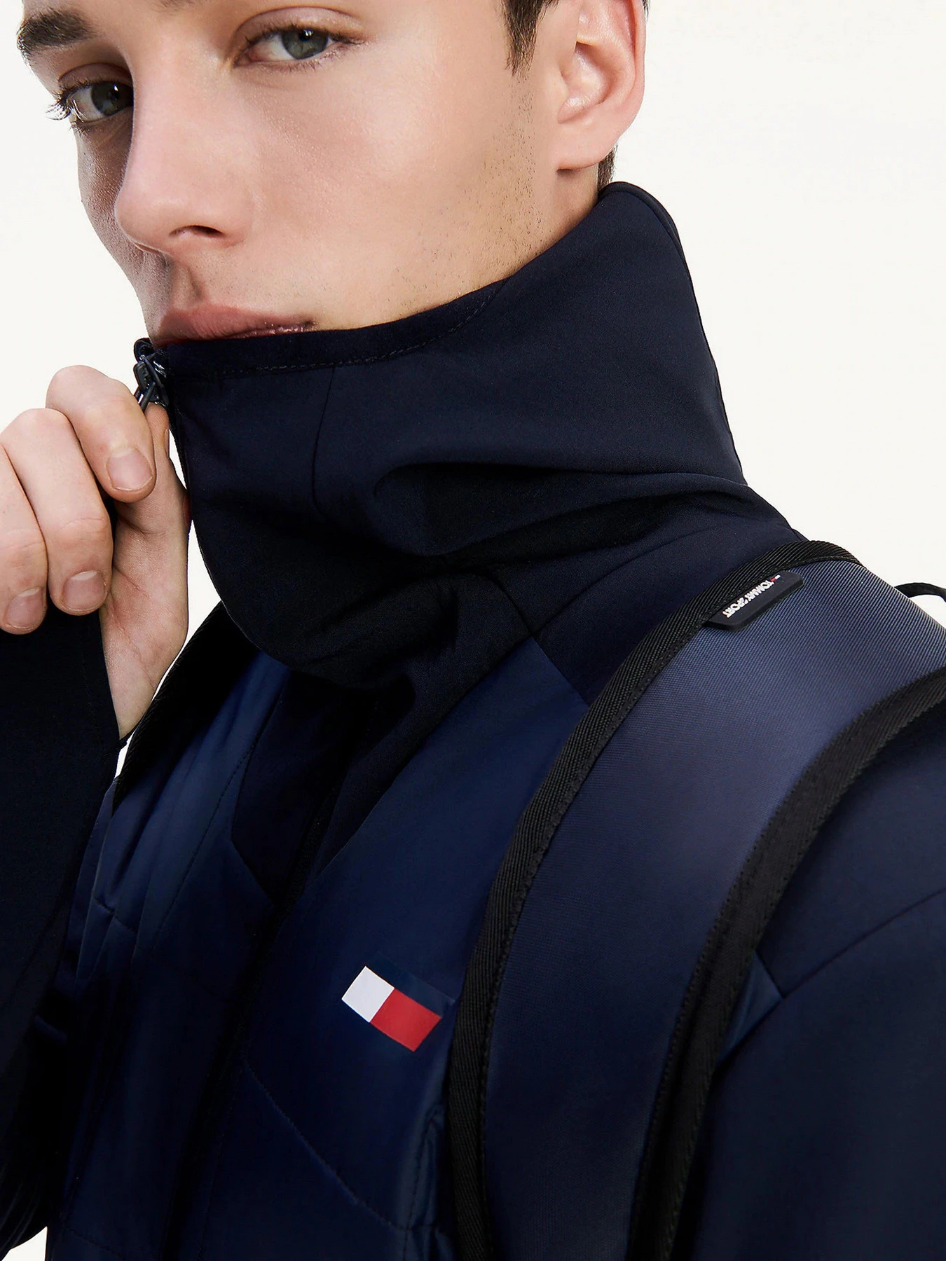 Куртки та дублянки Tommy Hilfiger модель S20S200604-DW5 Куртки та дублянки Tommy Hilfiger модель S20S200604-DW5 Фото