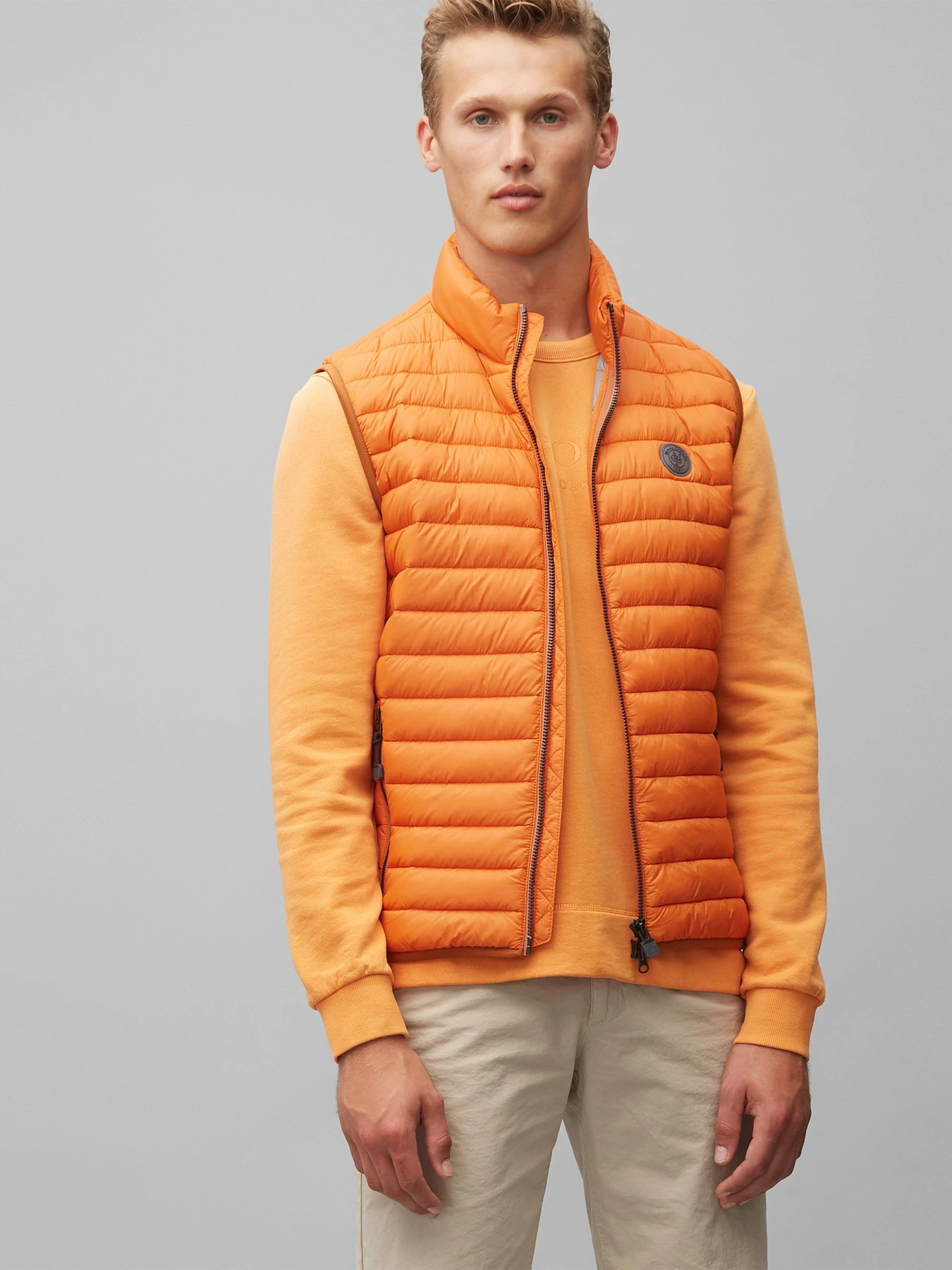 Жилеты Marc O’Polo модель 026114272052-245 Фото