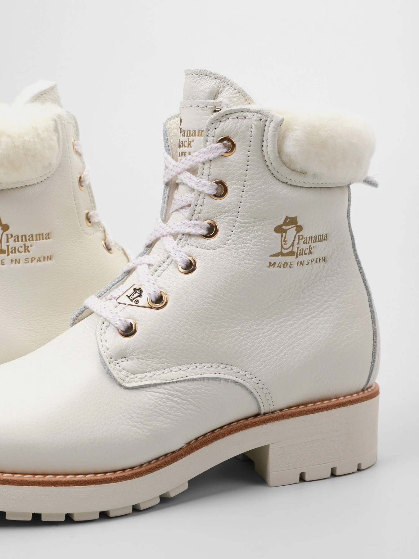 Ботинки и сапоги Panama Jack Grenoble Igloo B1 модель Grenoble Igloo B1 Ботинки и сапоги Panama Jack Grenoble Igloo B1 модель Grenoble Igloo B1 Фото