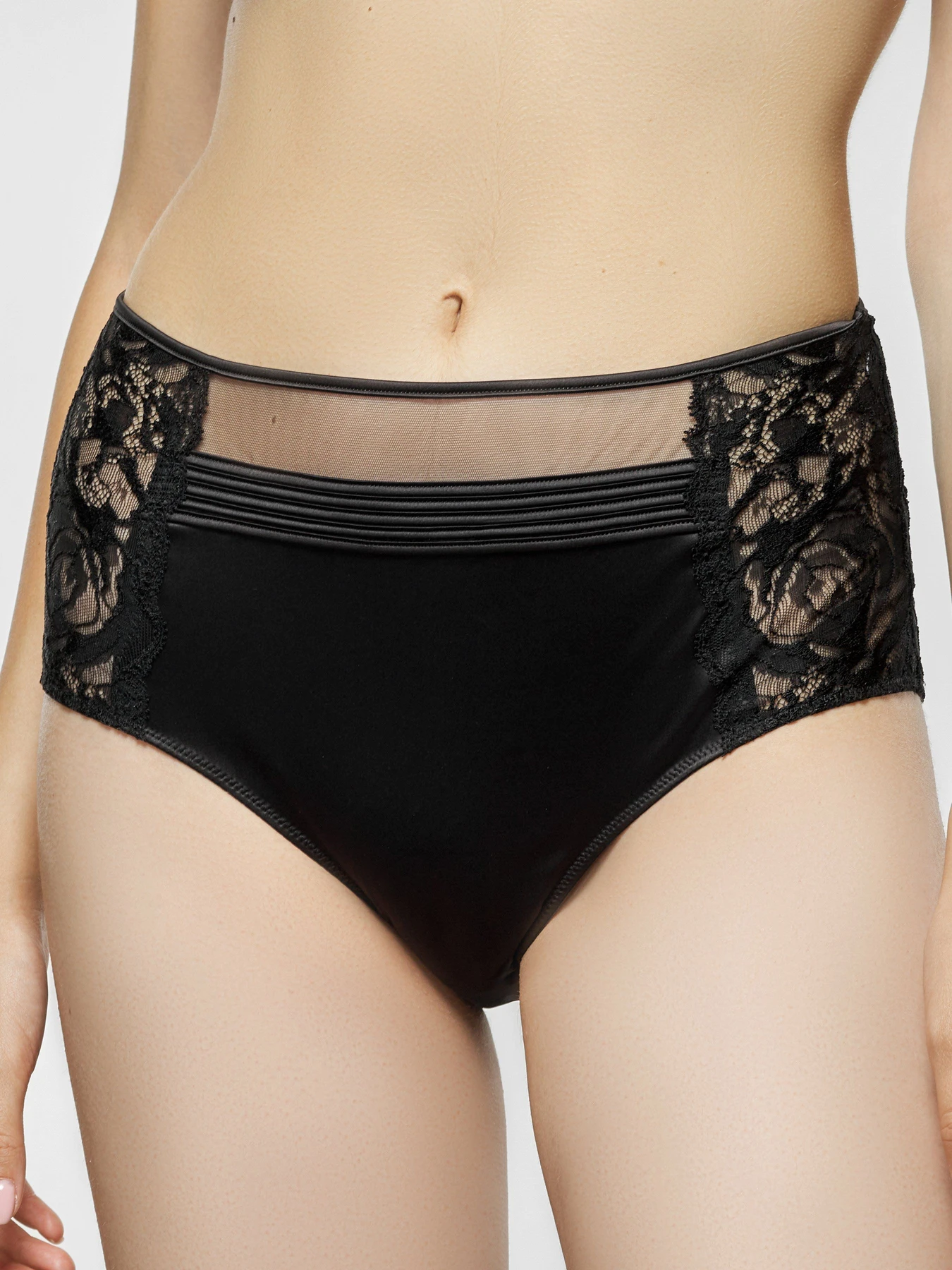 Нижнее белье Calvin Klein Underwear модель QF5905E_001_0041 Нижнее белье Calvin Klein Underwear модель QF5905E_001_0041 Фото