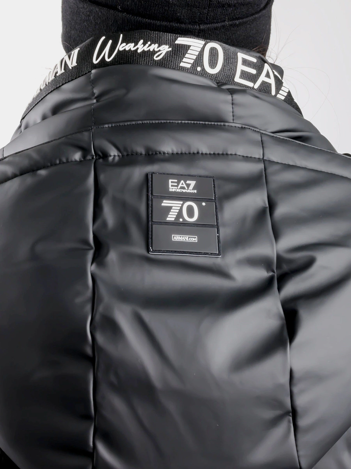 Куртки и дубленки EA7 модель 6HTB20-TN2BZ-1200 Фото