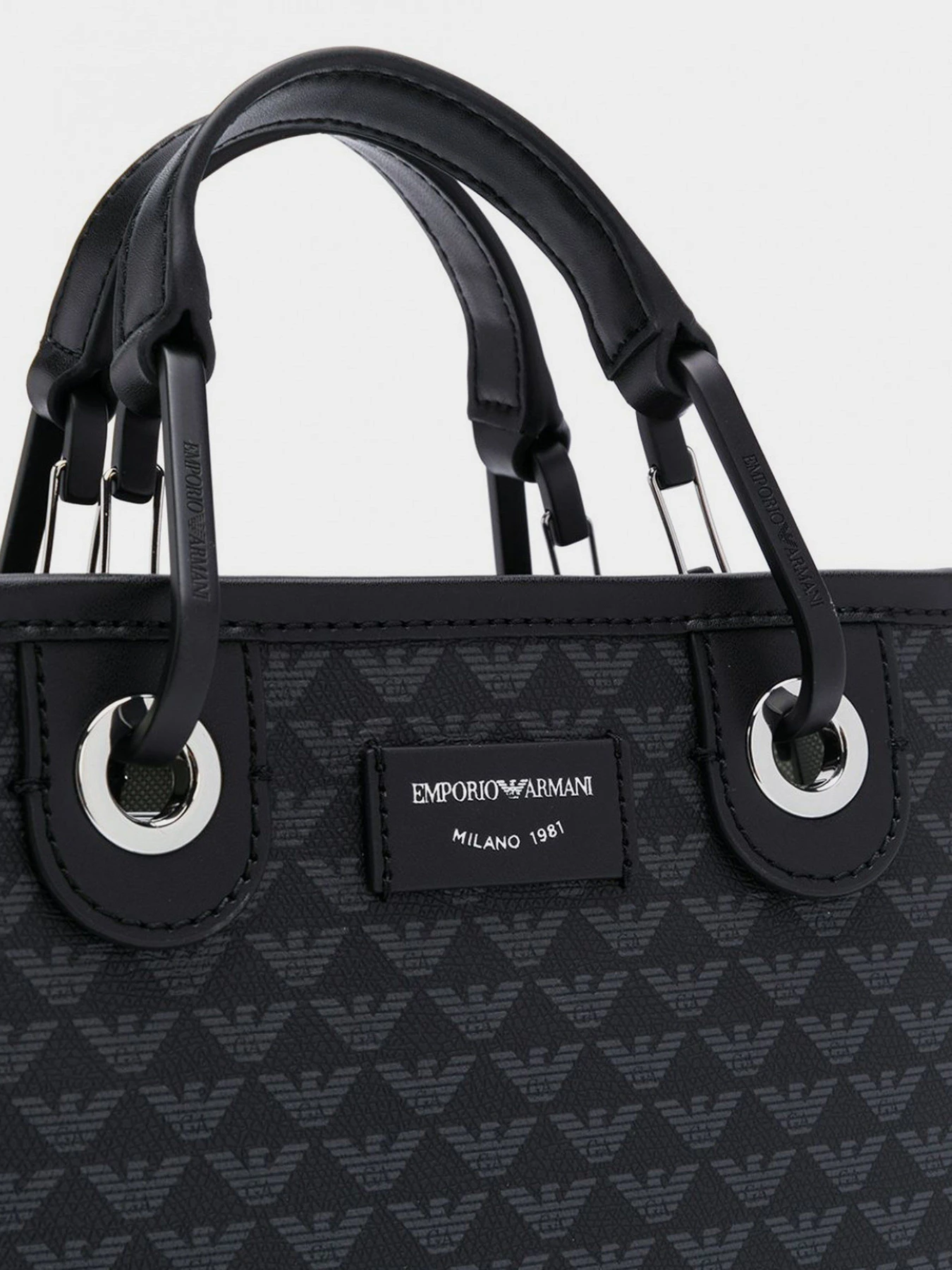 Сумки Emporio Armani модель Y3D176-YFG5X-88291 Фото