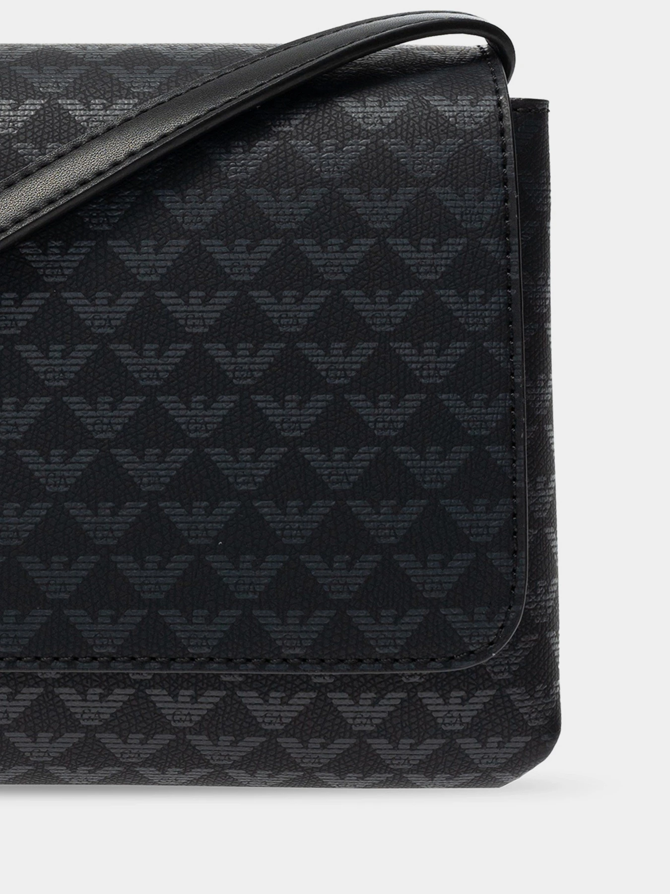 Сумки Emporio Armani модель Y3E148-YMV0I-88291 Сумки Emporio Armani модель Y3E148-YMV0I-88291 Фото