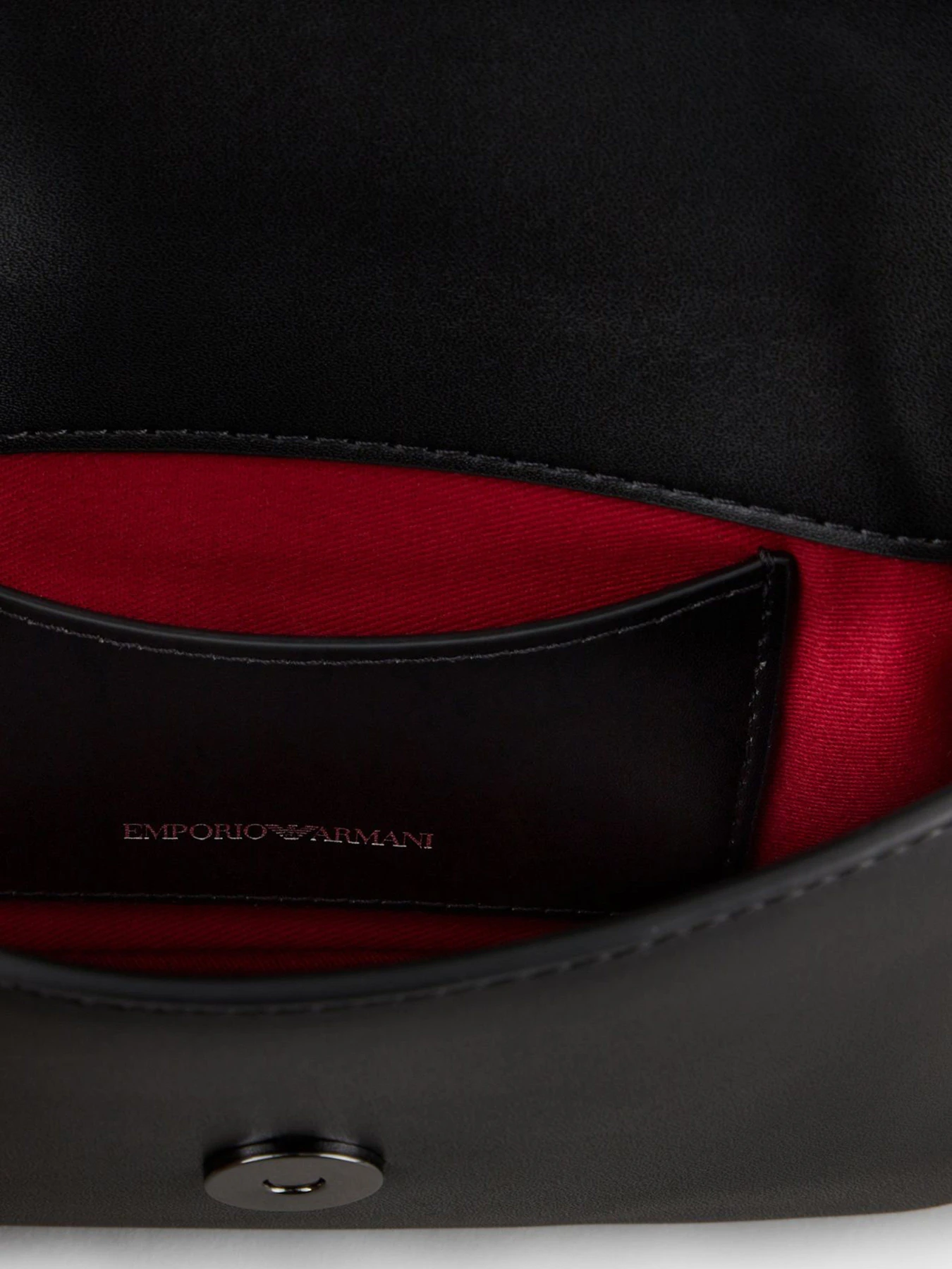 Сумки Emporio Armani модель Y3H233-YI57I-84774 Сумки Emporio Armani модель Y3H233-YI57I-84774 Фото